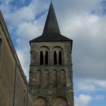 Église Saint-Pierre de Villevêque