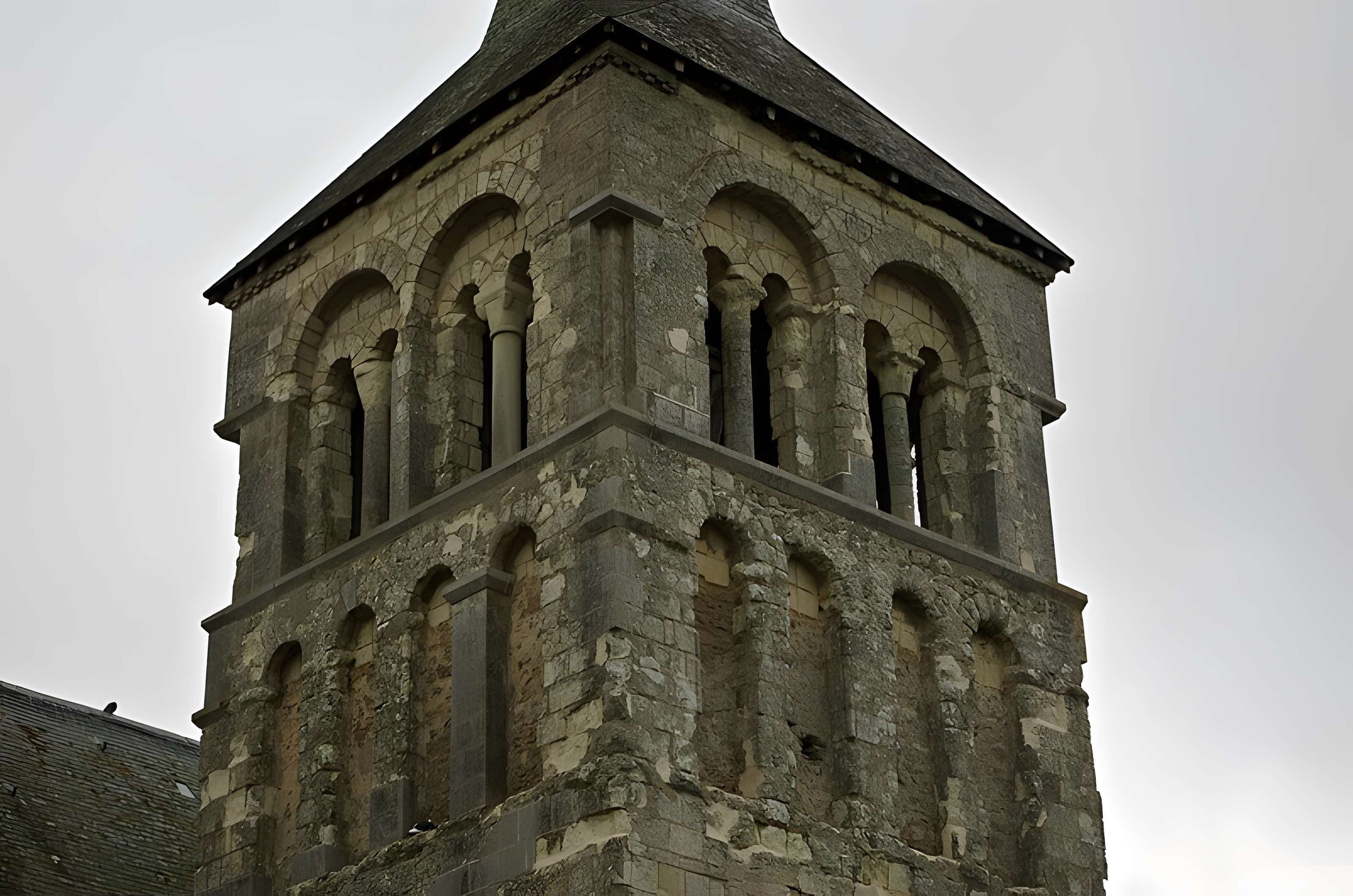 Église Saint-Pierre de Villevêque
