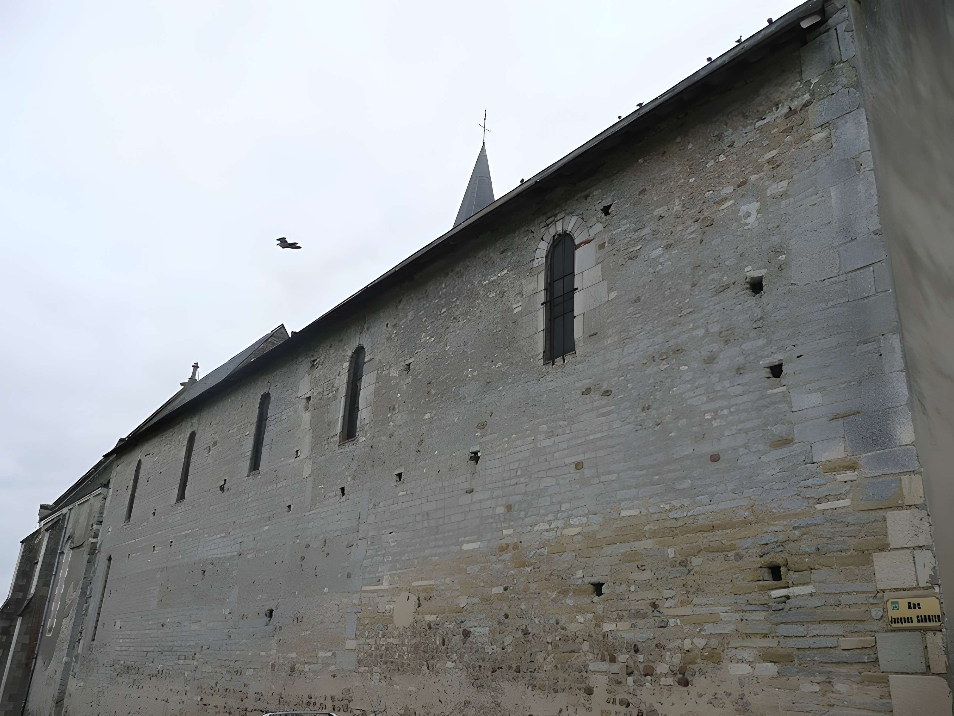 Église Saint-Pierre de Villevêque