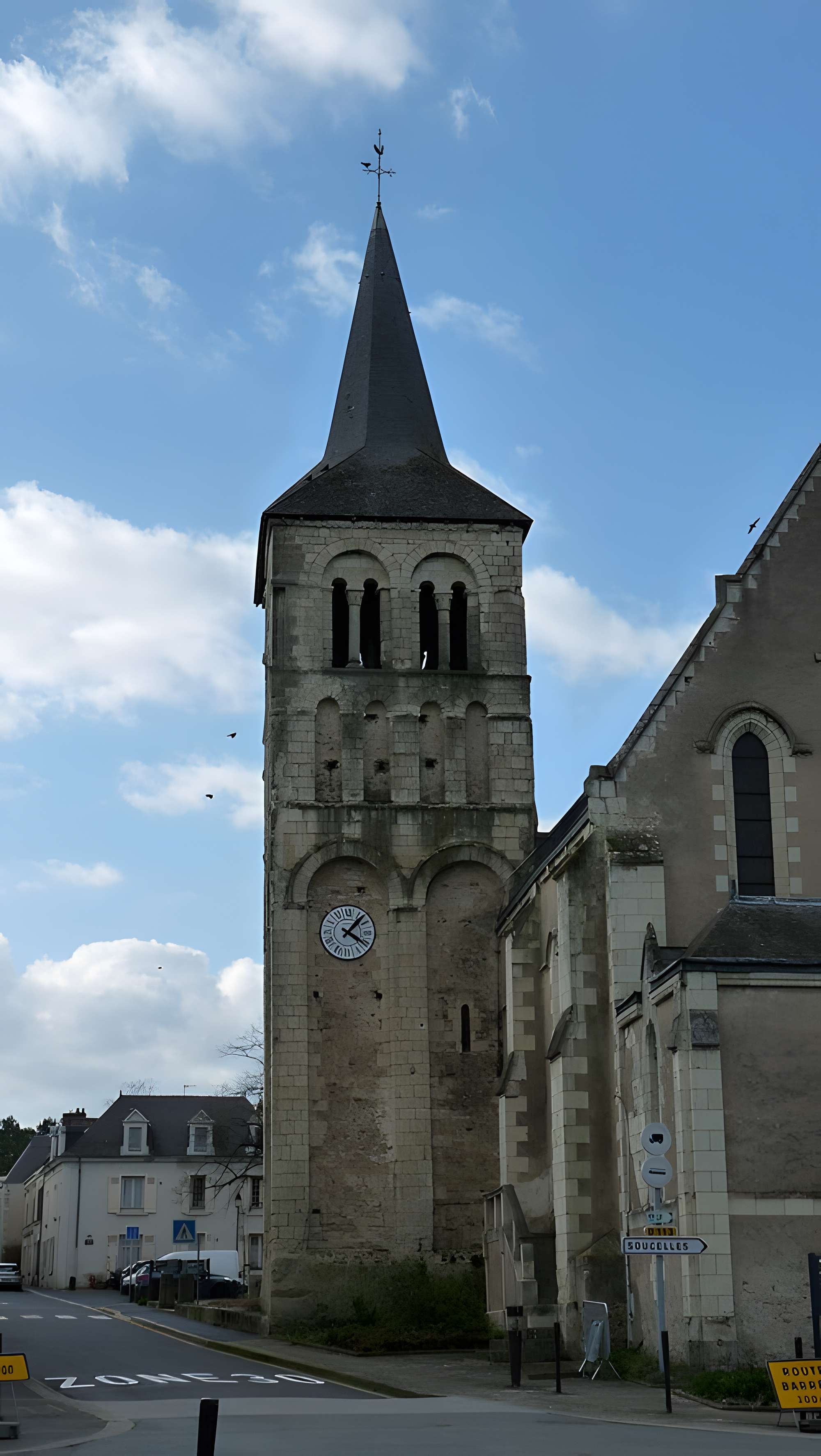 Église Saint-Pierre de Villevêque