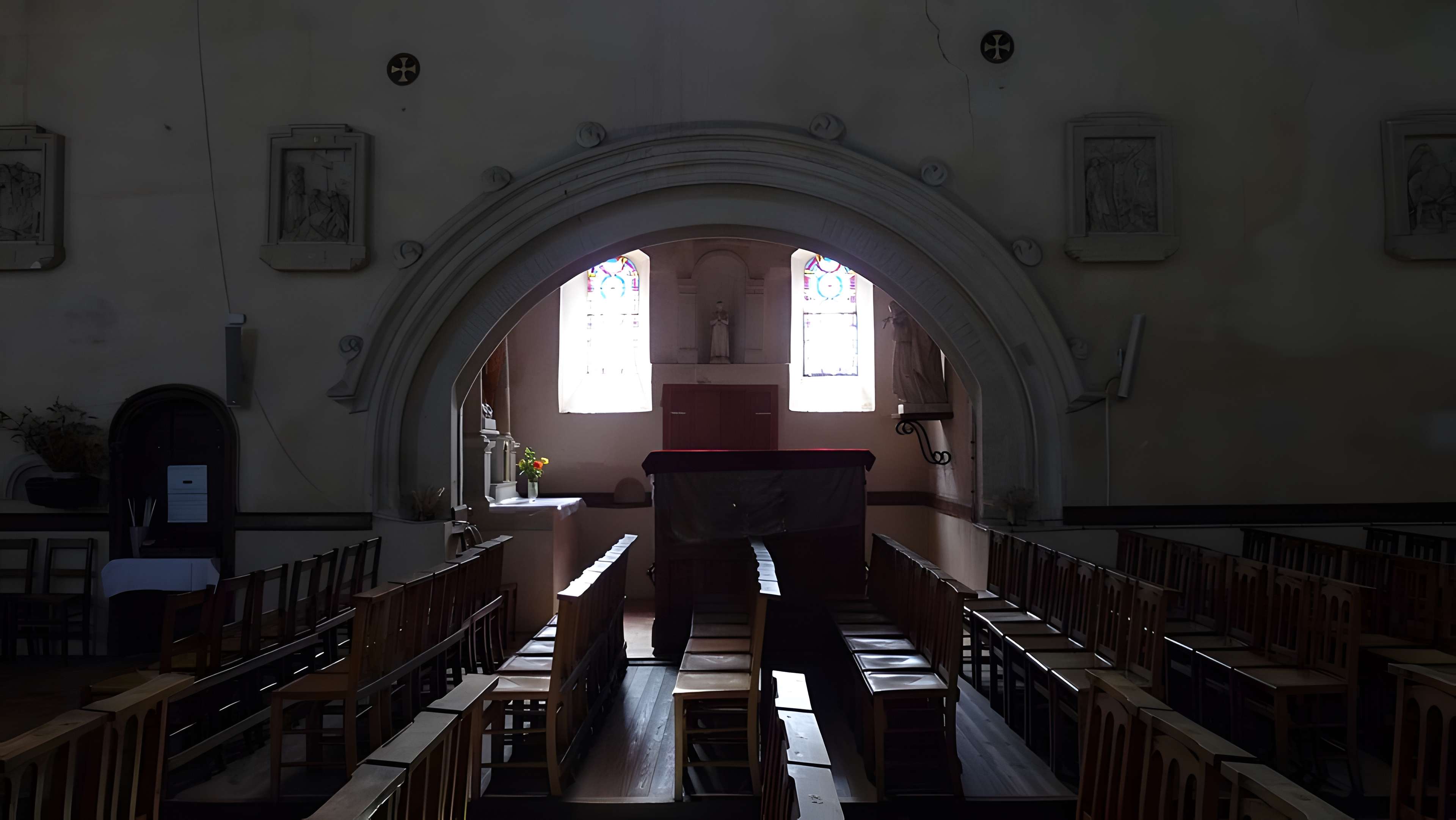 Église Saint-Pierre de Villevêque