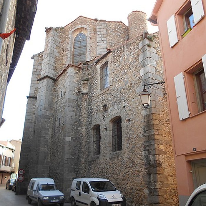 Photo de Église Saint-Pierre de Vinça et croix
