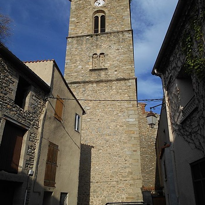 Photo de Église Saint-Pierre de Vinça et croix