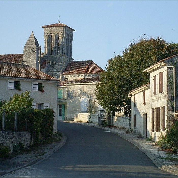 Photo de Église Saint-Pierre dÉcurat