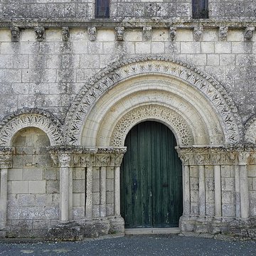 Église Saint-Pierre dÉcurat