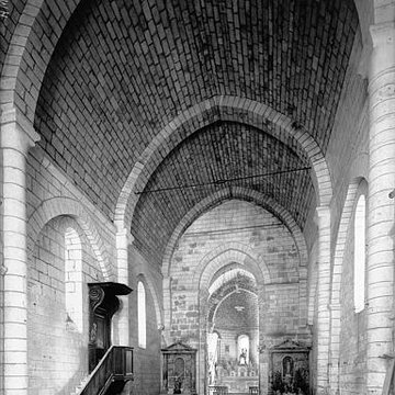 Église Saint-Pierre dÉcurat