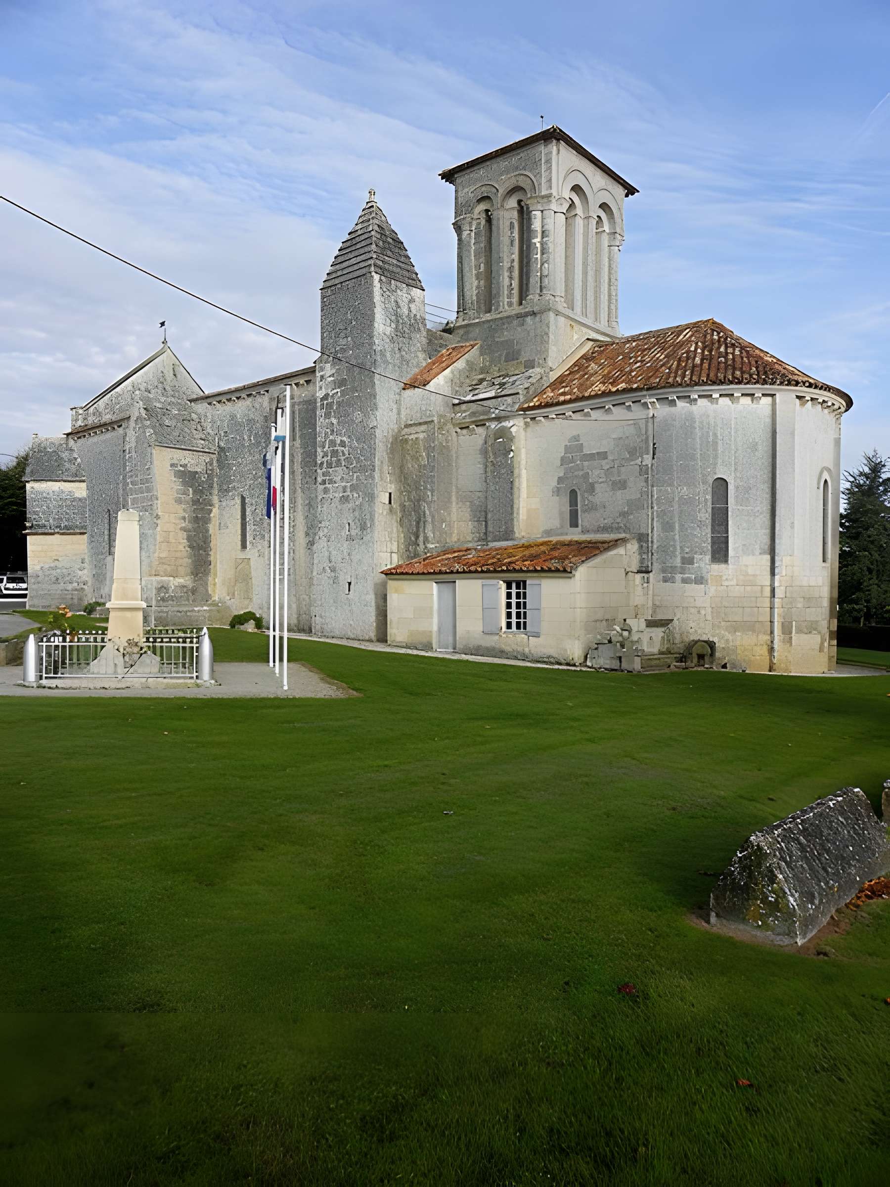 Église Saint-Pierre d'Écurat