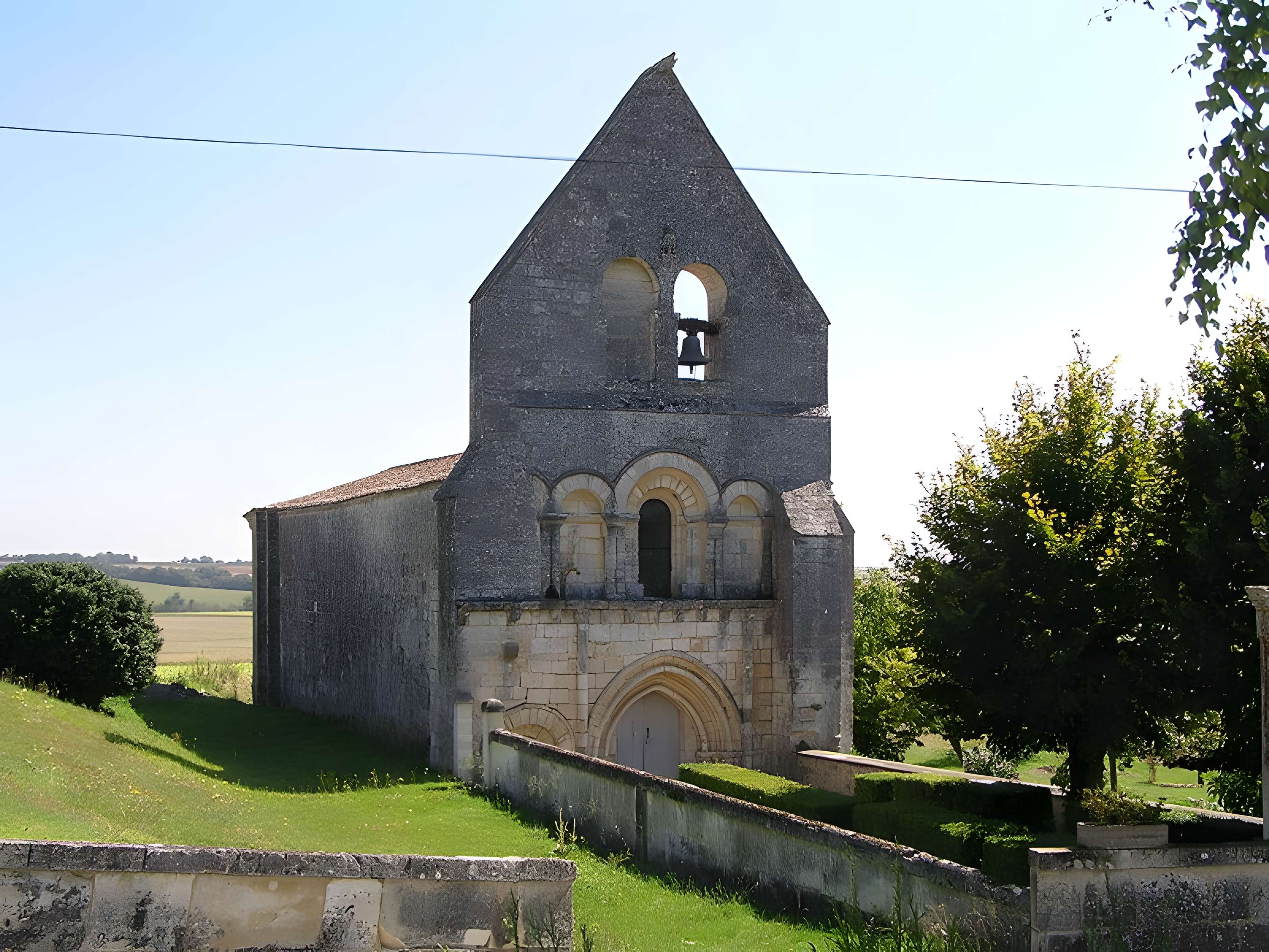Église Saint-Pierre d'Éraville 