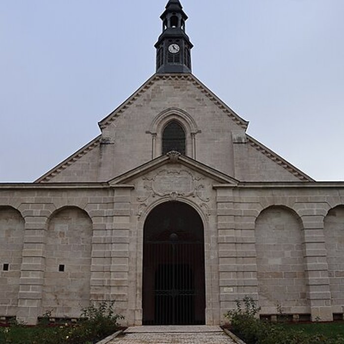 Photo de Église Saint-Pierre des Génovéfains