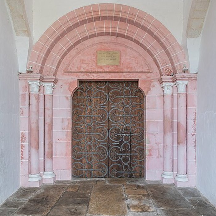 Photo de Église Saint-Pierre des Génovéfains