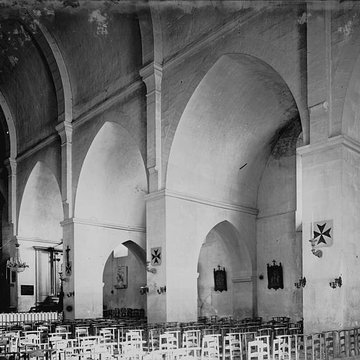 Église Saint-Pierre des Génovéfains