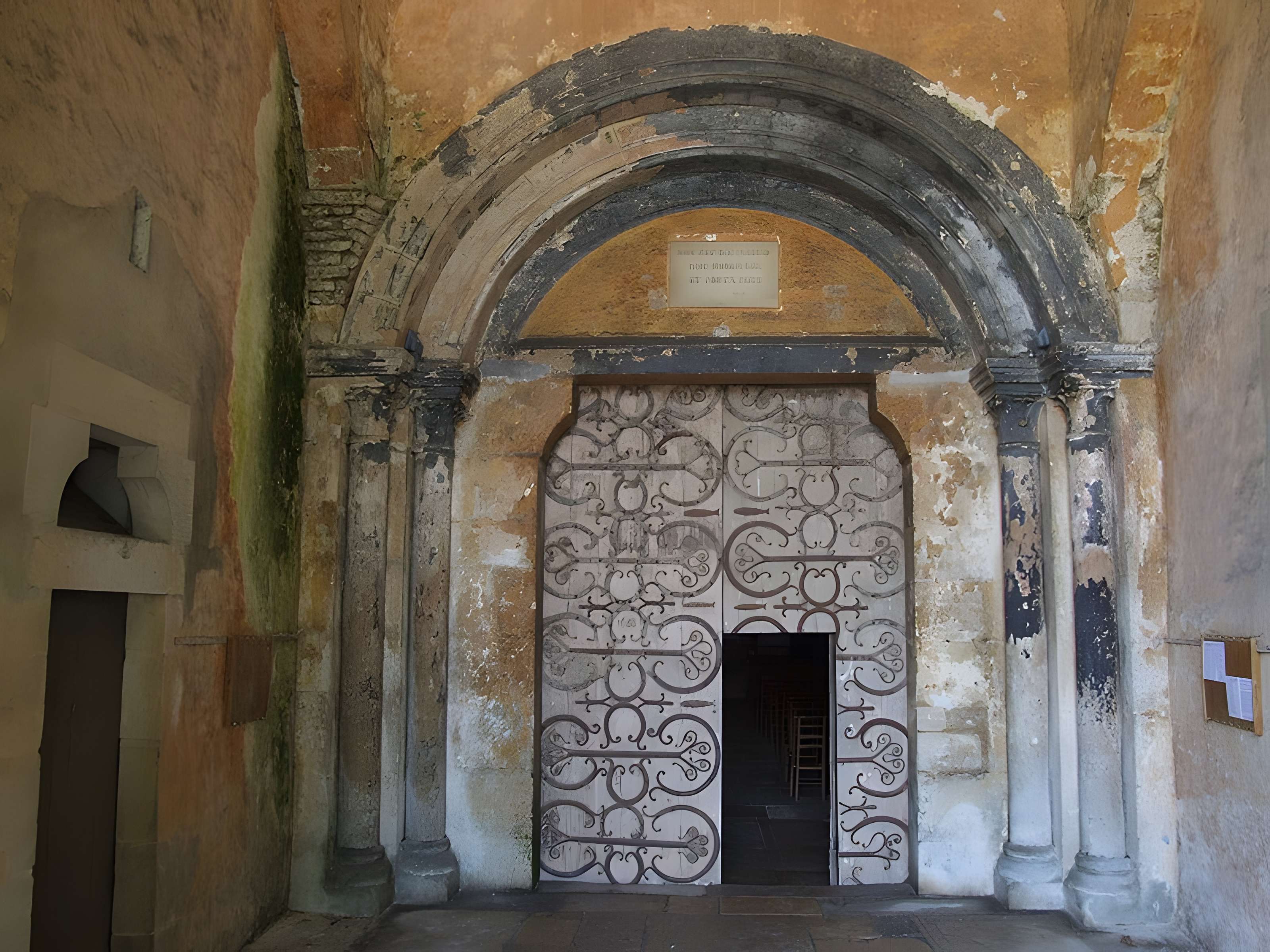 Église Saint-Pierre des Génovéfains