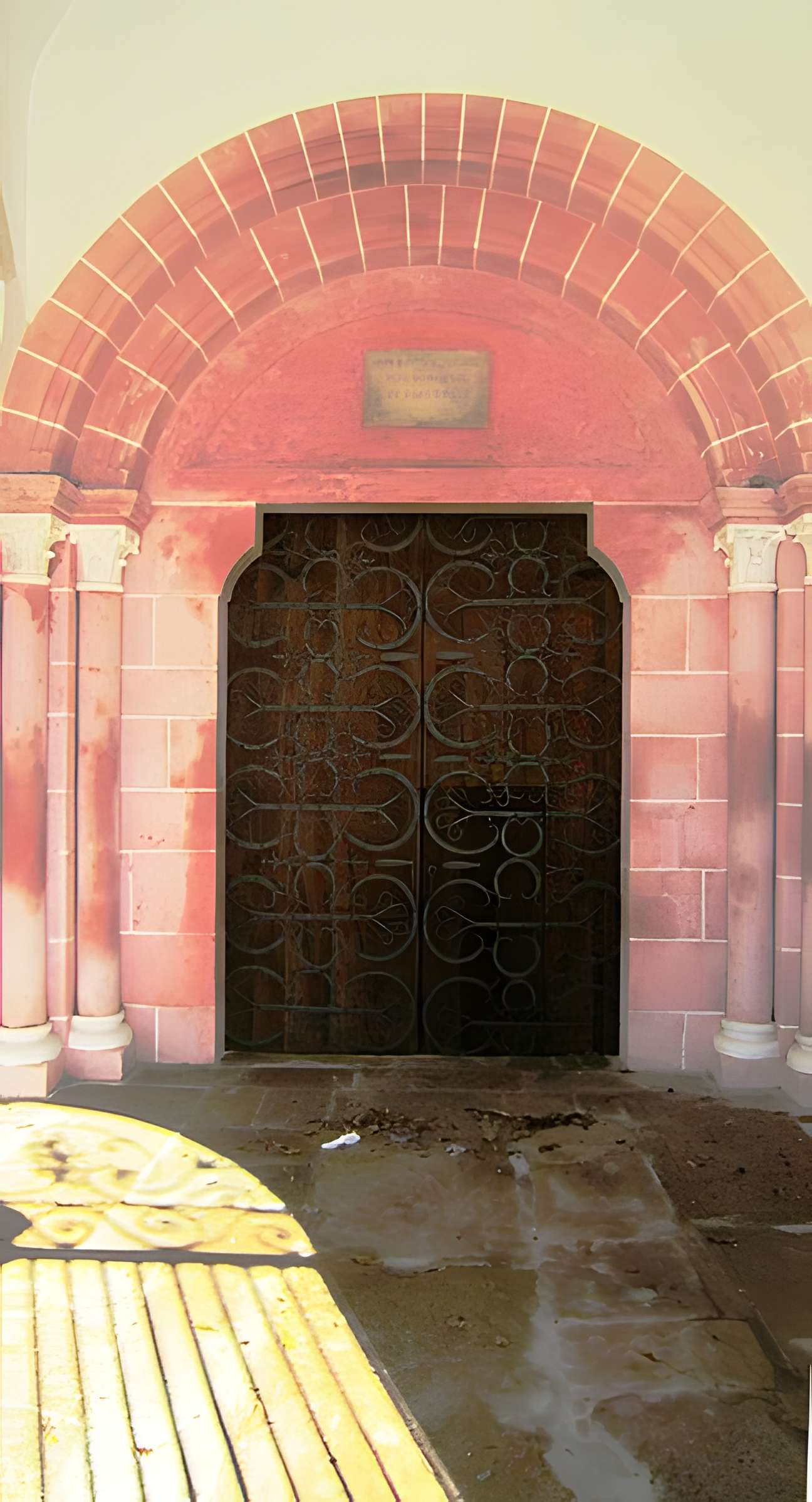 Église Saint-Pierre des Génovéfains