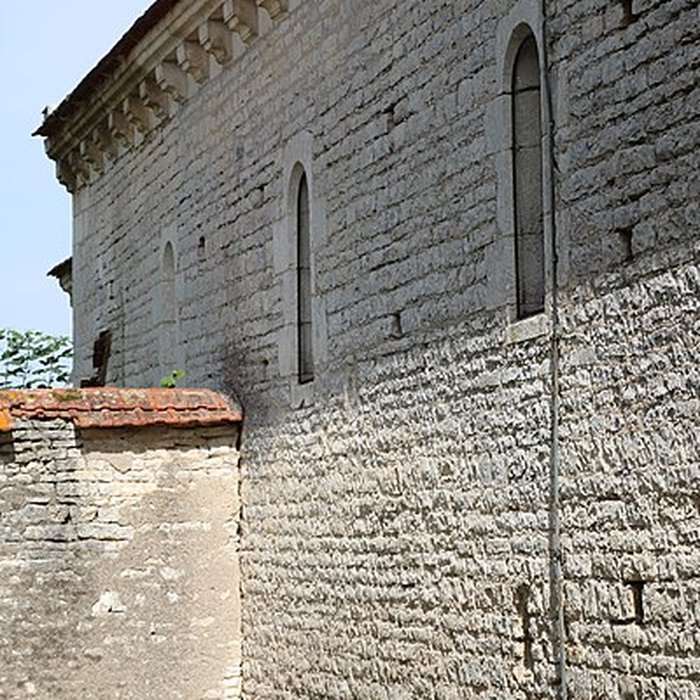 Photo de Église Saint-Pierre dEscolives-Sainte-Camille