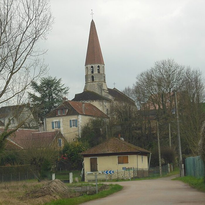 Photo de Église Saint-Pierre dEscolives-Sainte-Camille