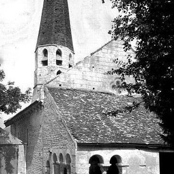 Église Saint-Pierre dEscolives-Sainte-Camille