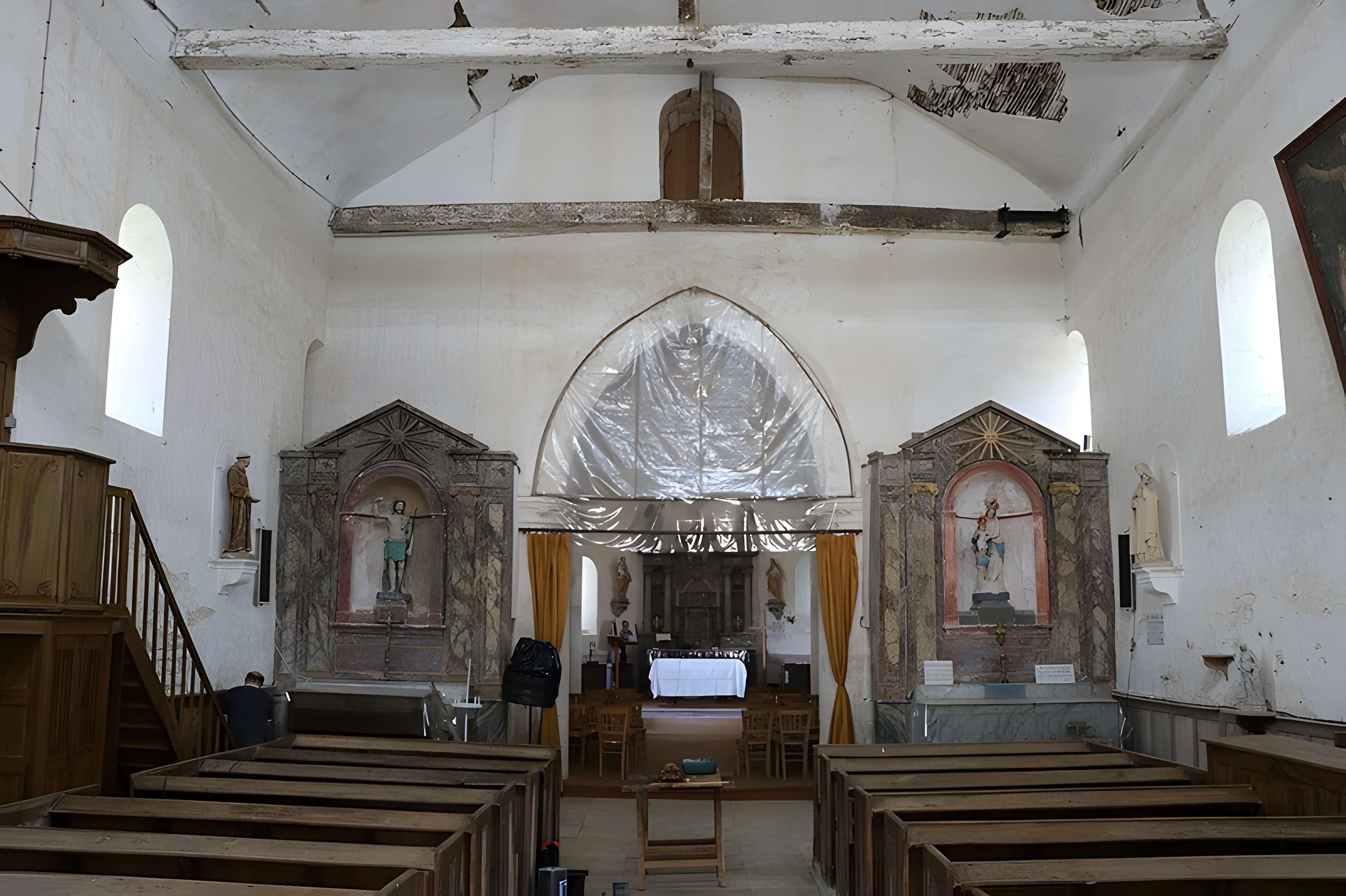 Église Saint-Pierre d'Escolives-Sainte-Camille