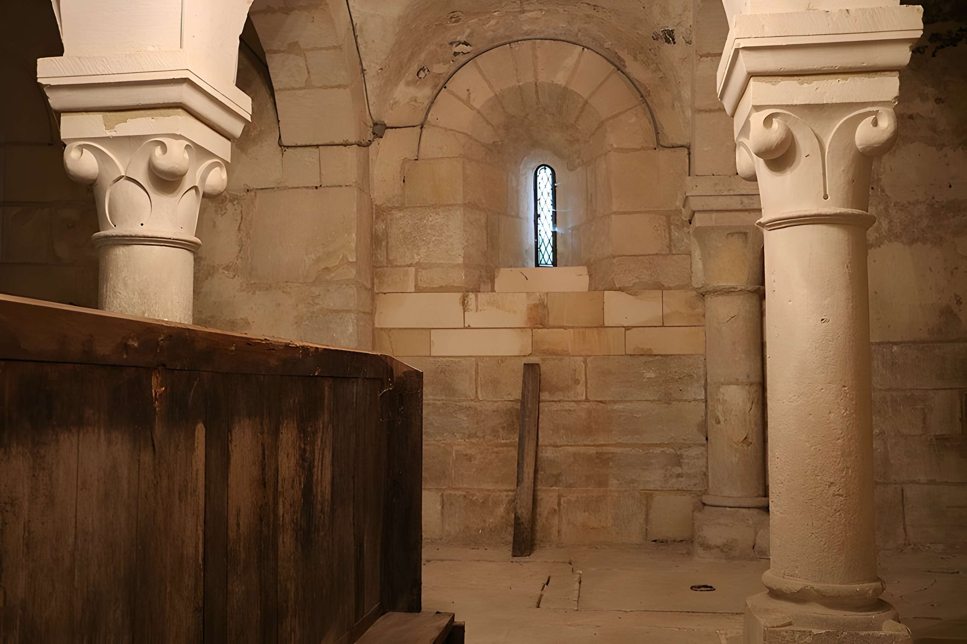 Église Saint-Pierre d'Escolives-Sainte-Camille