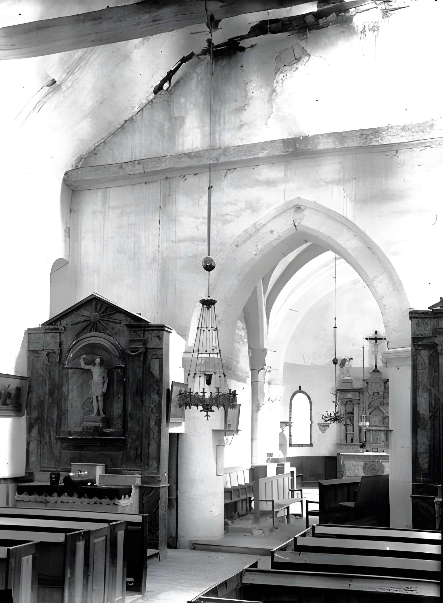 Église Saint-Pierre d'Escolives-Sainte-Camille