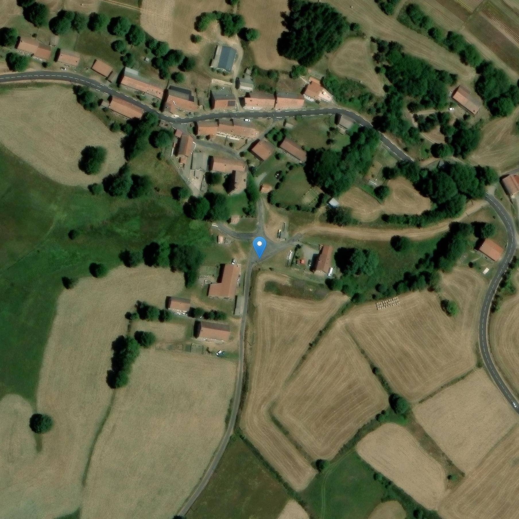 Photo de Villeneuve-Graillouse堡垒大楼