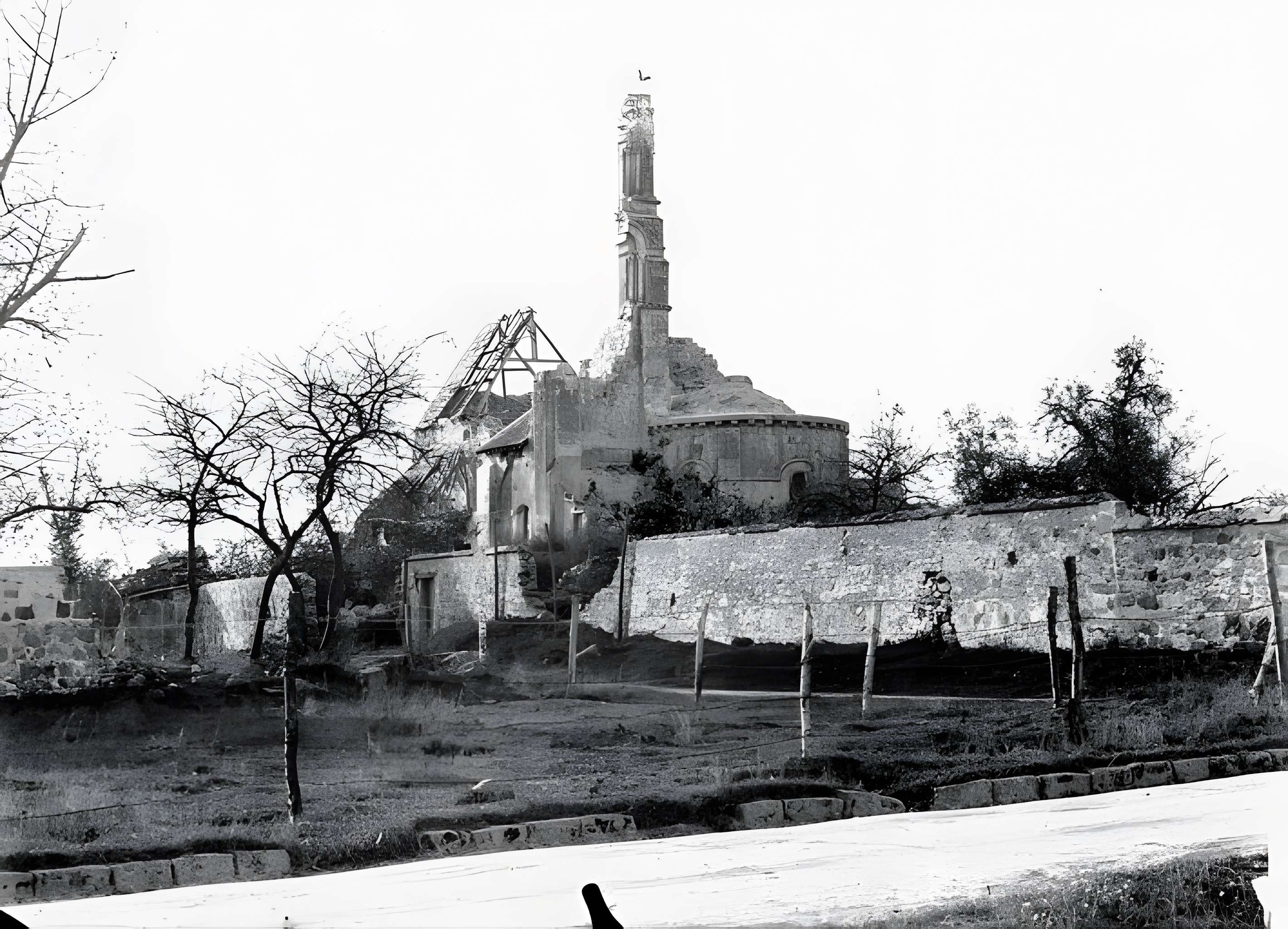Église Saint-Pierre d'Oulchy-la-Ville