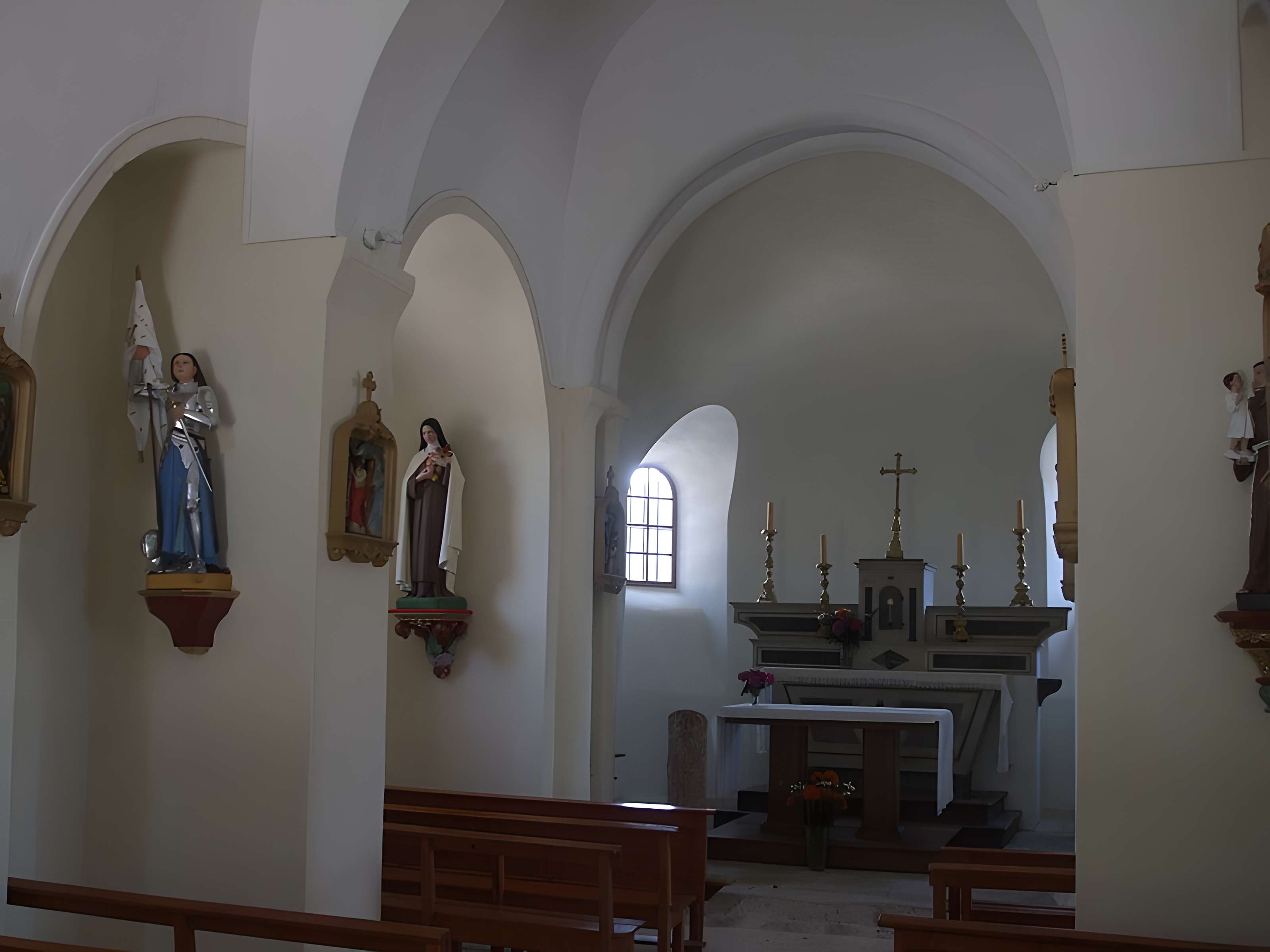 Église Saint-Pierre du Monteil du Crestet