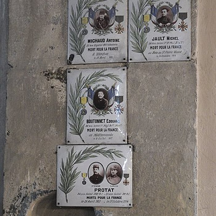 Photo de Église Saint-Pierre dYzeure