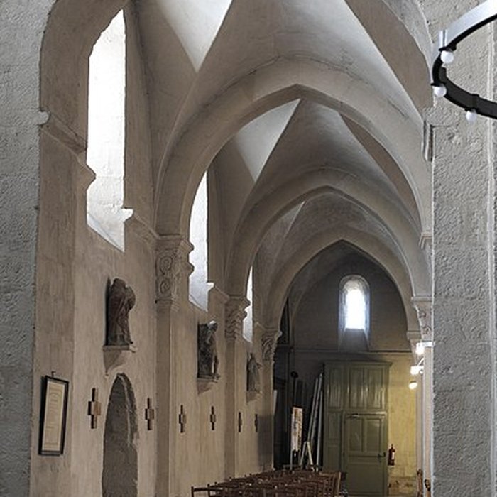 Photo de Église Saint-Pierre dYzeure