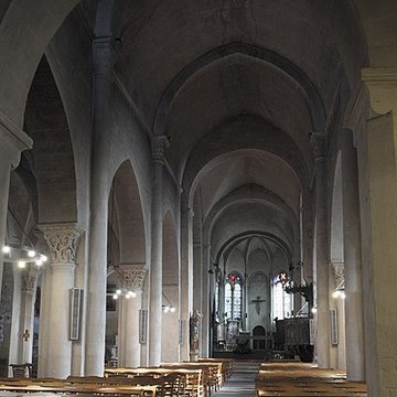 Église Saint-Pierre dYzeure
