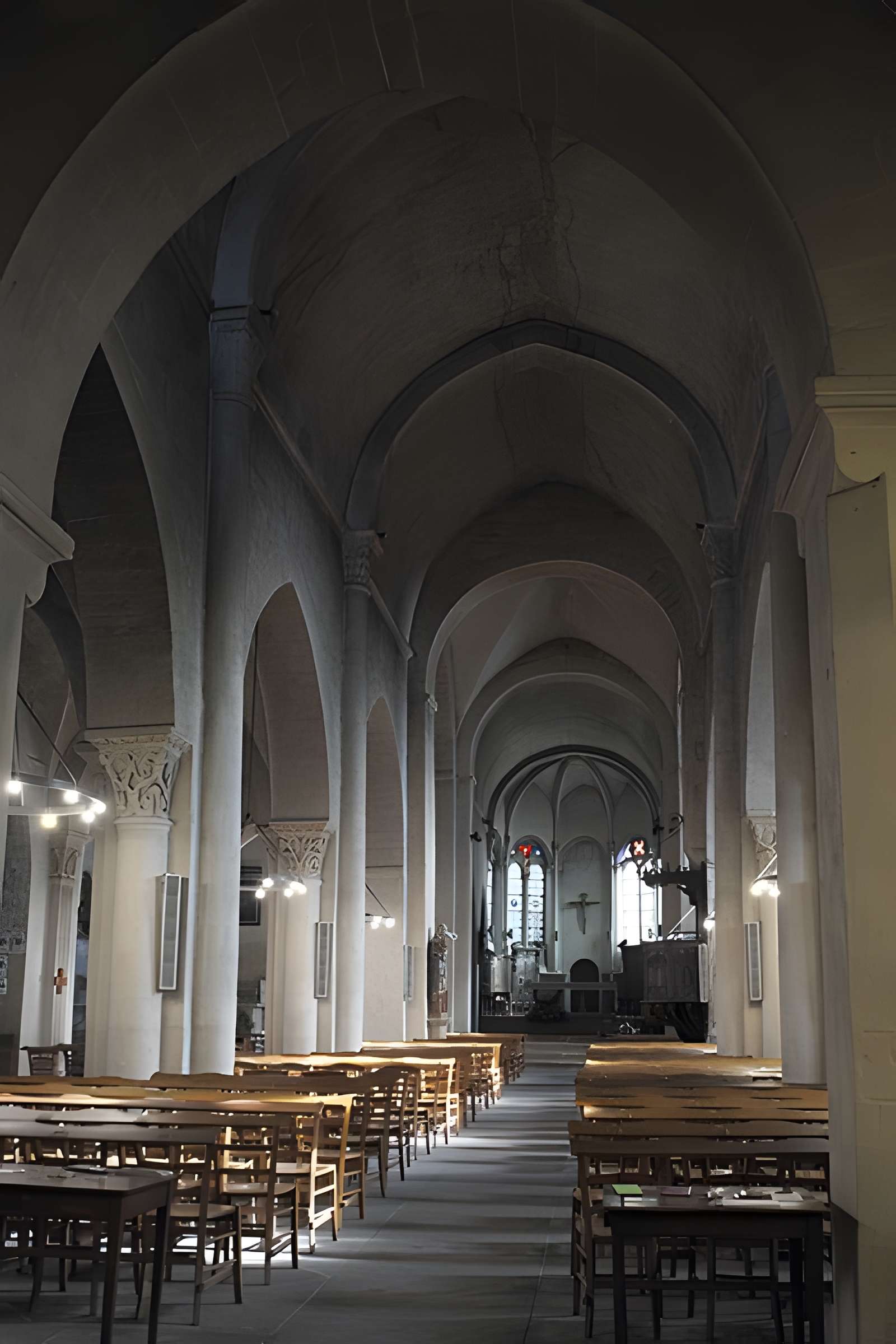 Église Saint-Pierre d'Yzeure