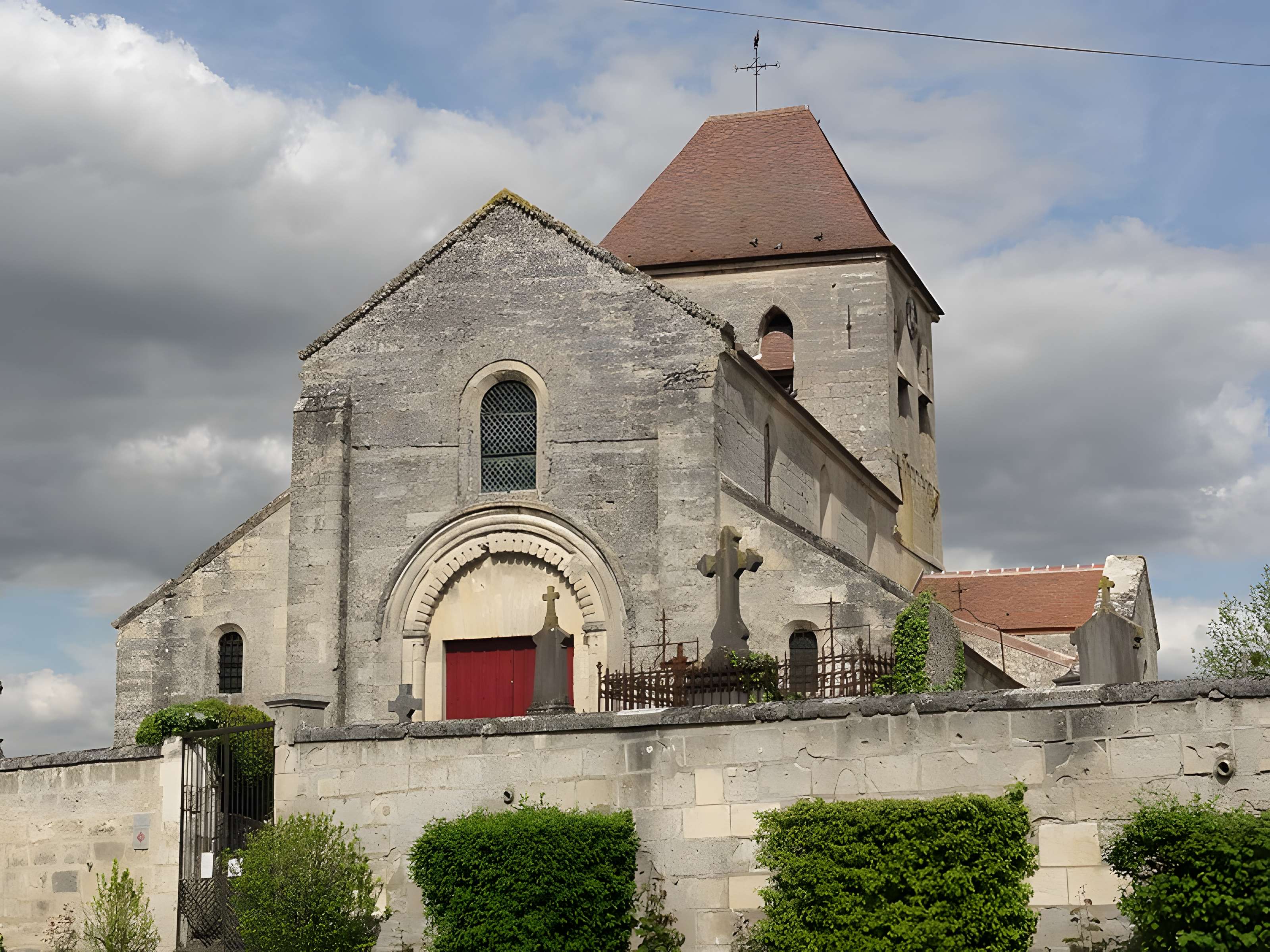 Église Saint-Pierre-aux-Liens de Chivy-lès-Étouvelles