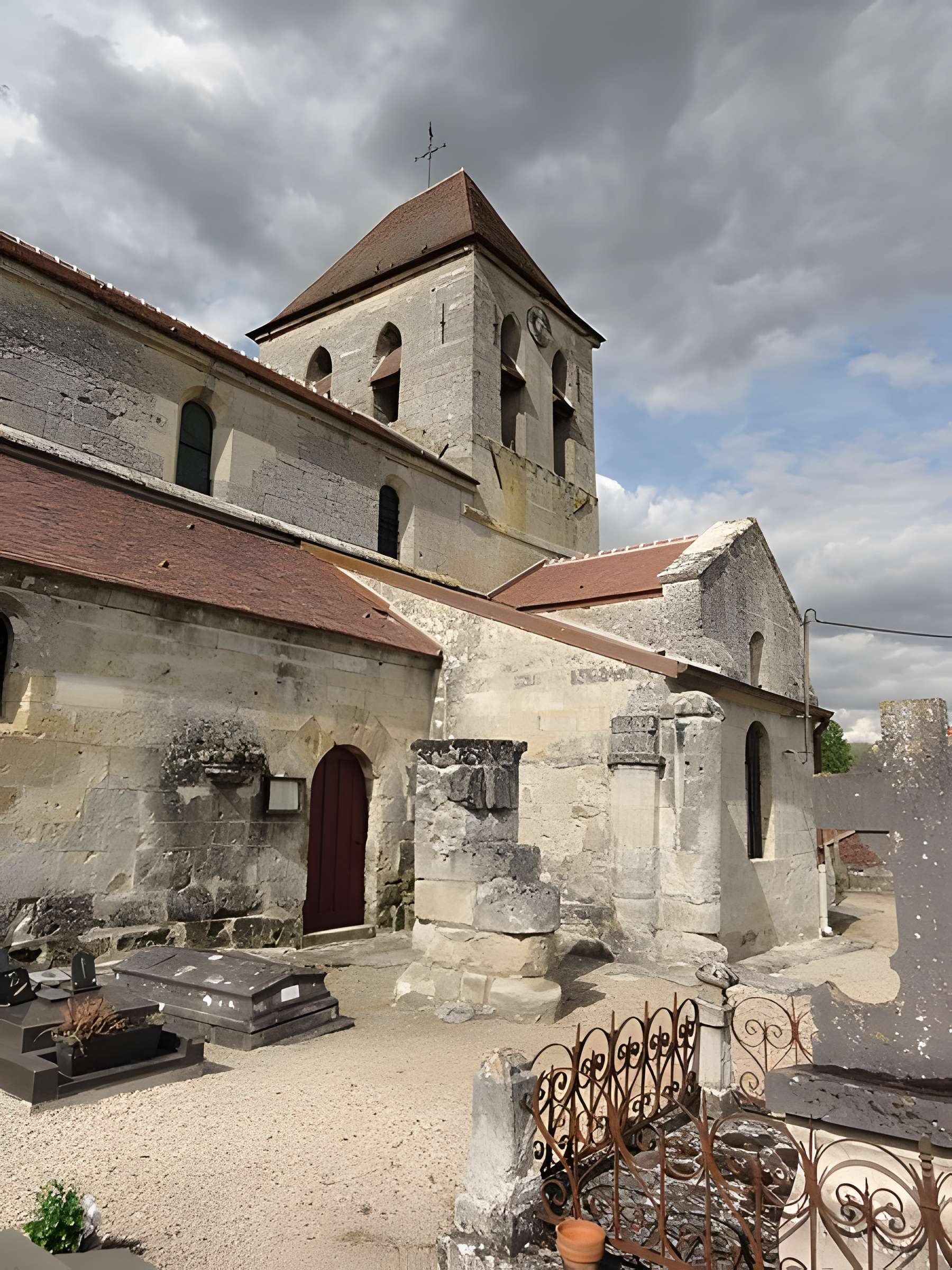 Église Saint-Pierre-aux-Liens de Chivy-lès-Étouvelles