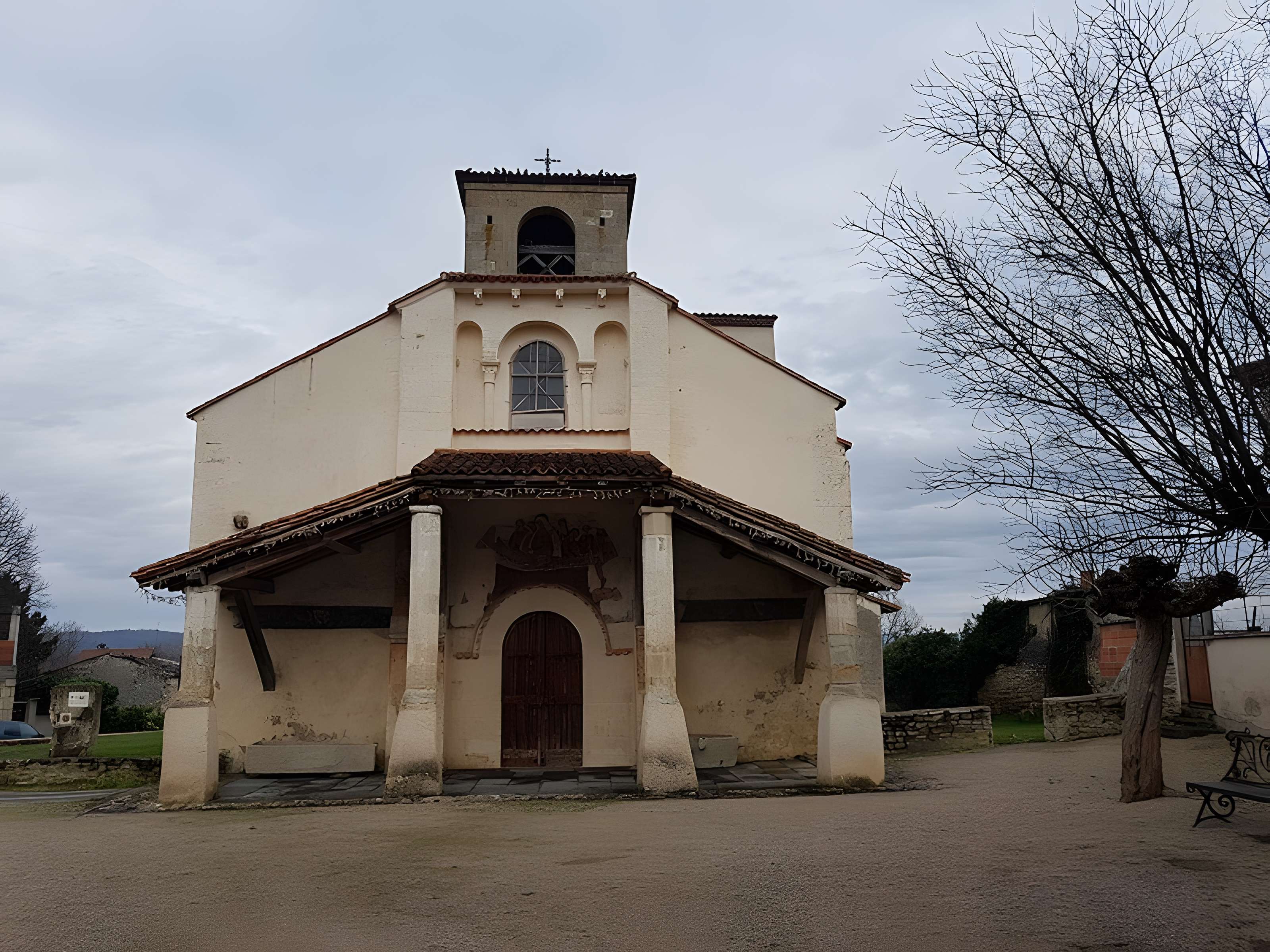 Église Saint-Pierre-aux-Liens de Moissat-Bas