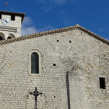 Église Saint-Pierre-aux-Liens de Ruoms