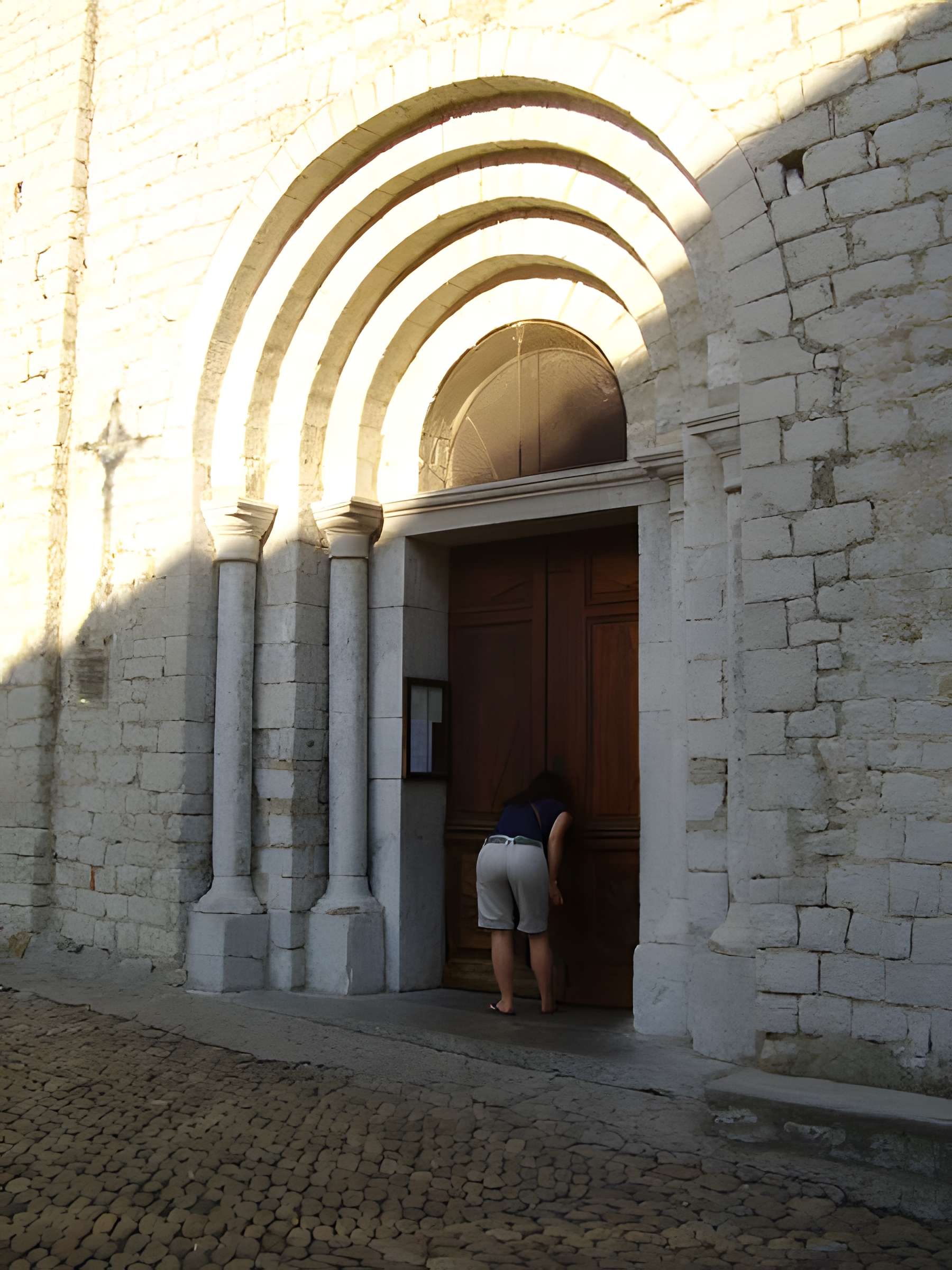 Église Saint-Pierre-aux-Liens de Ruoms