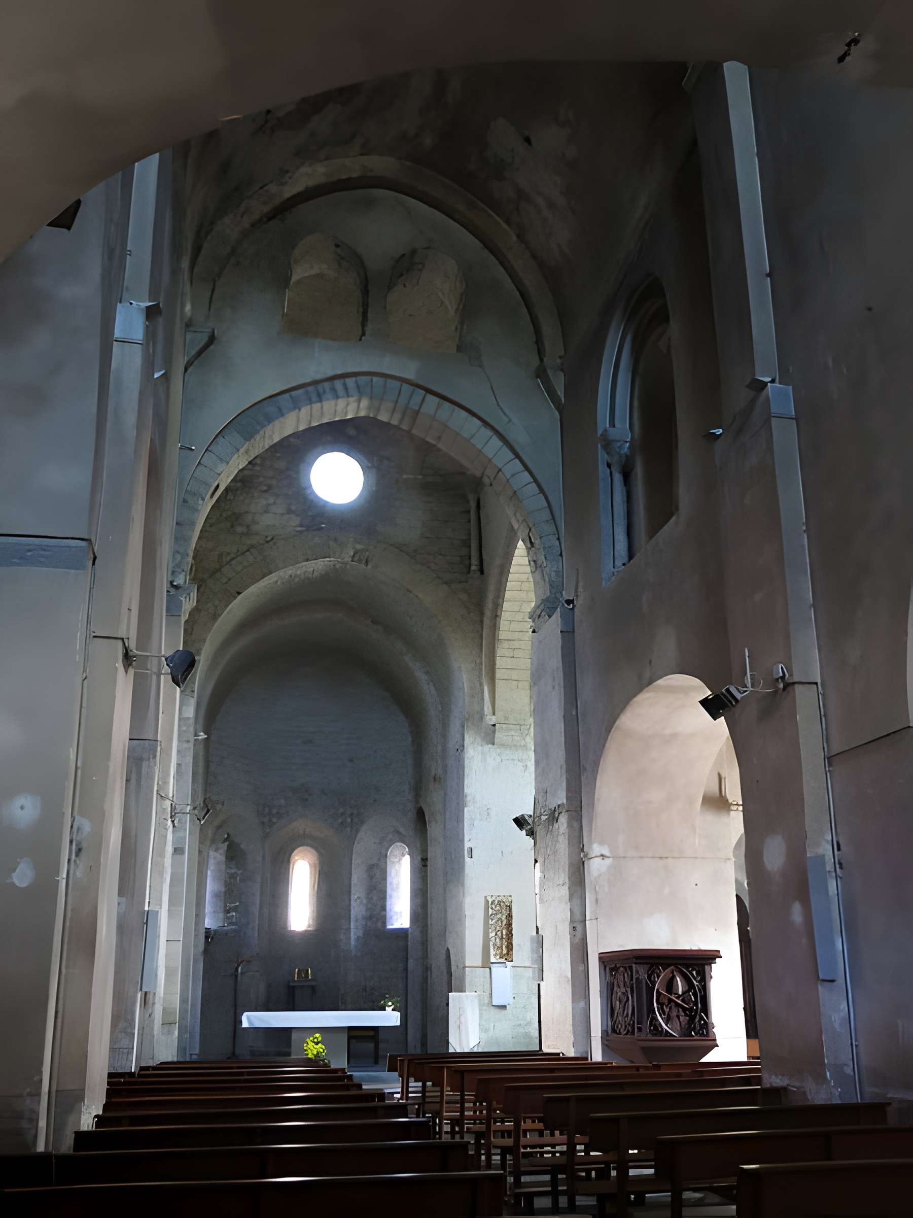 Église Saint-Pierre-aux-Liens de Ruoms