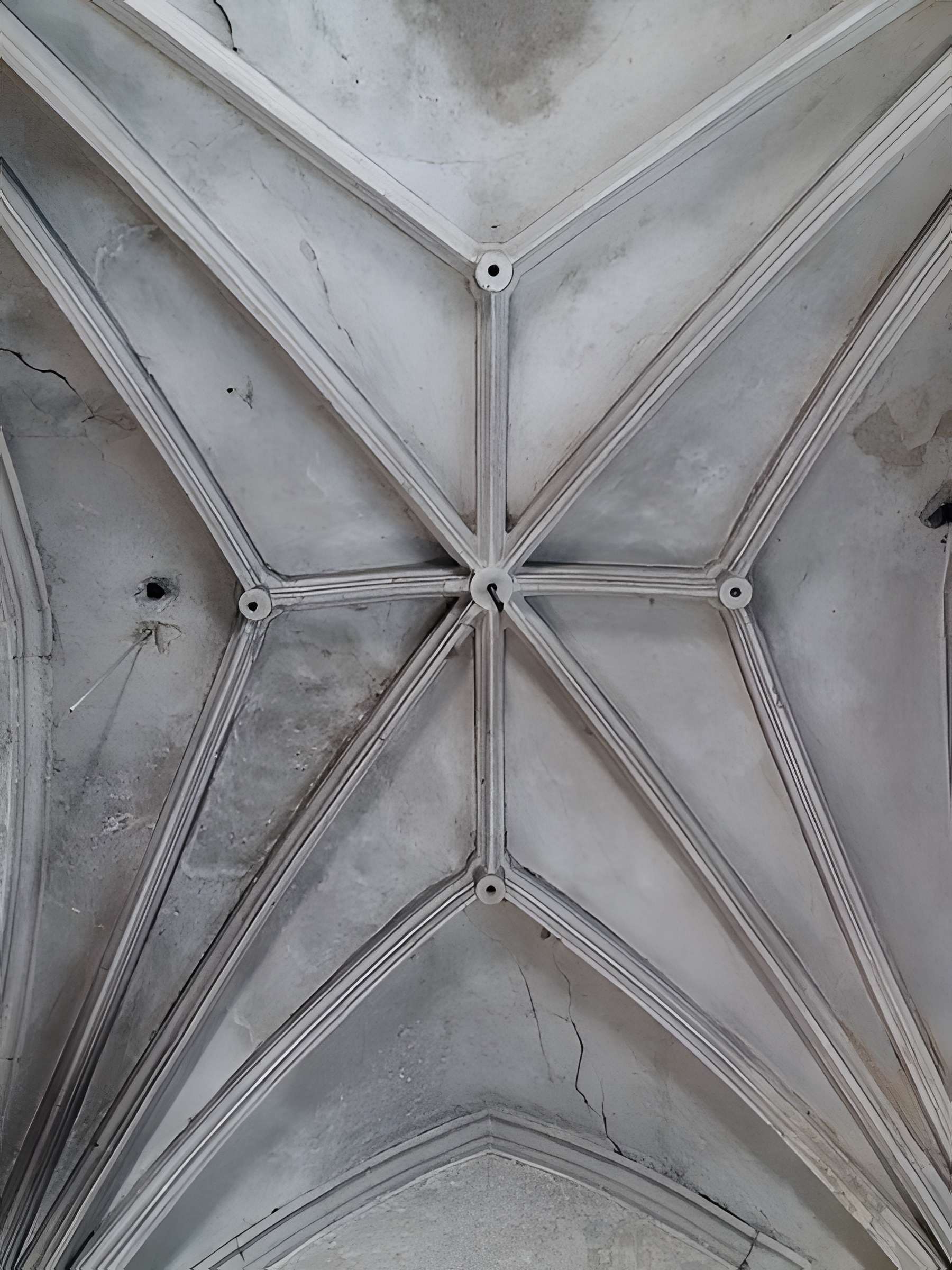 Église Saint-Pierre-aux-Liens de Ruoms