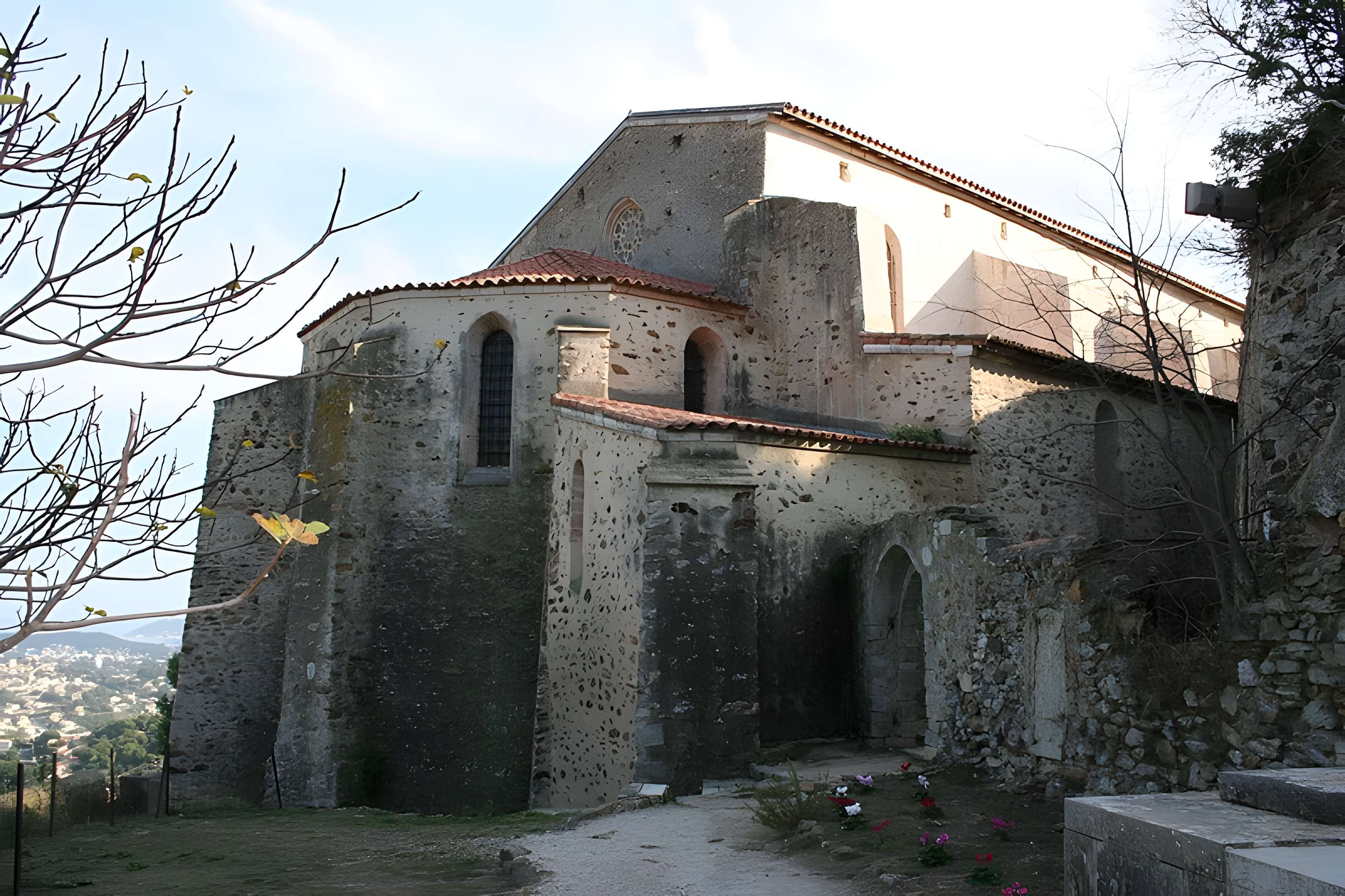 Église Saint-Pierre-aux-Liens de Six-Fours-les-Plages