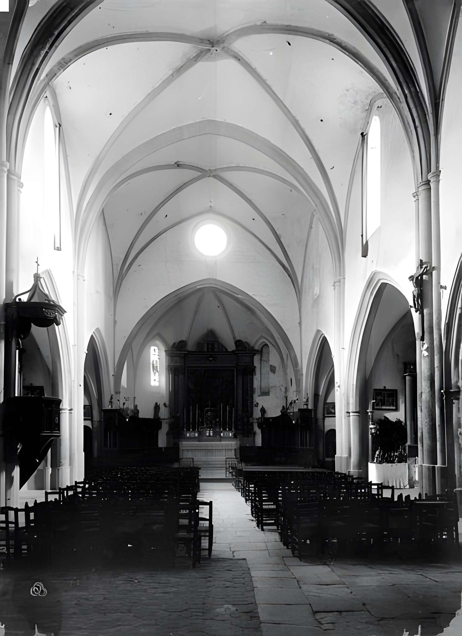 Église Saint-Pierre-aux-Liens de Six-Fours-les-Plages
