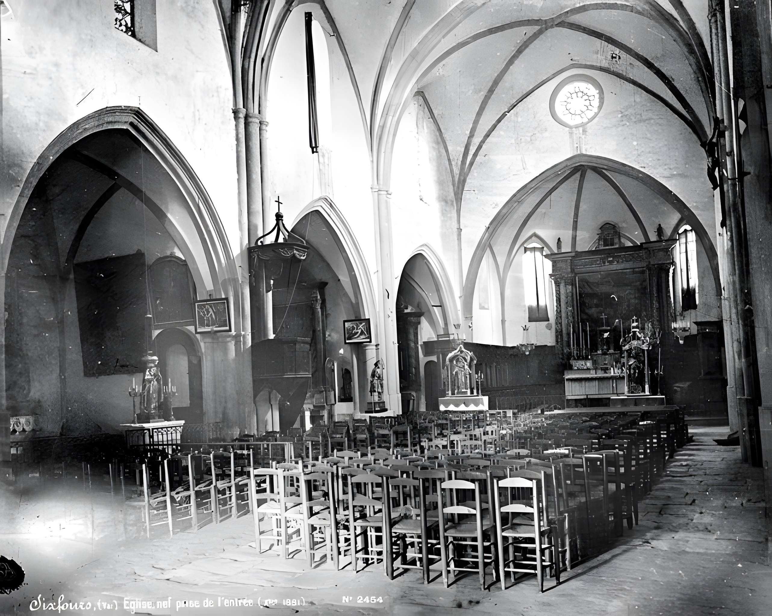 Église Saint-Pierre-aux-Liens de Six-Fours-les-Plages