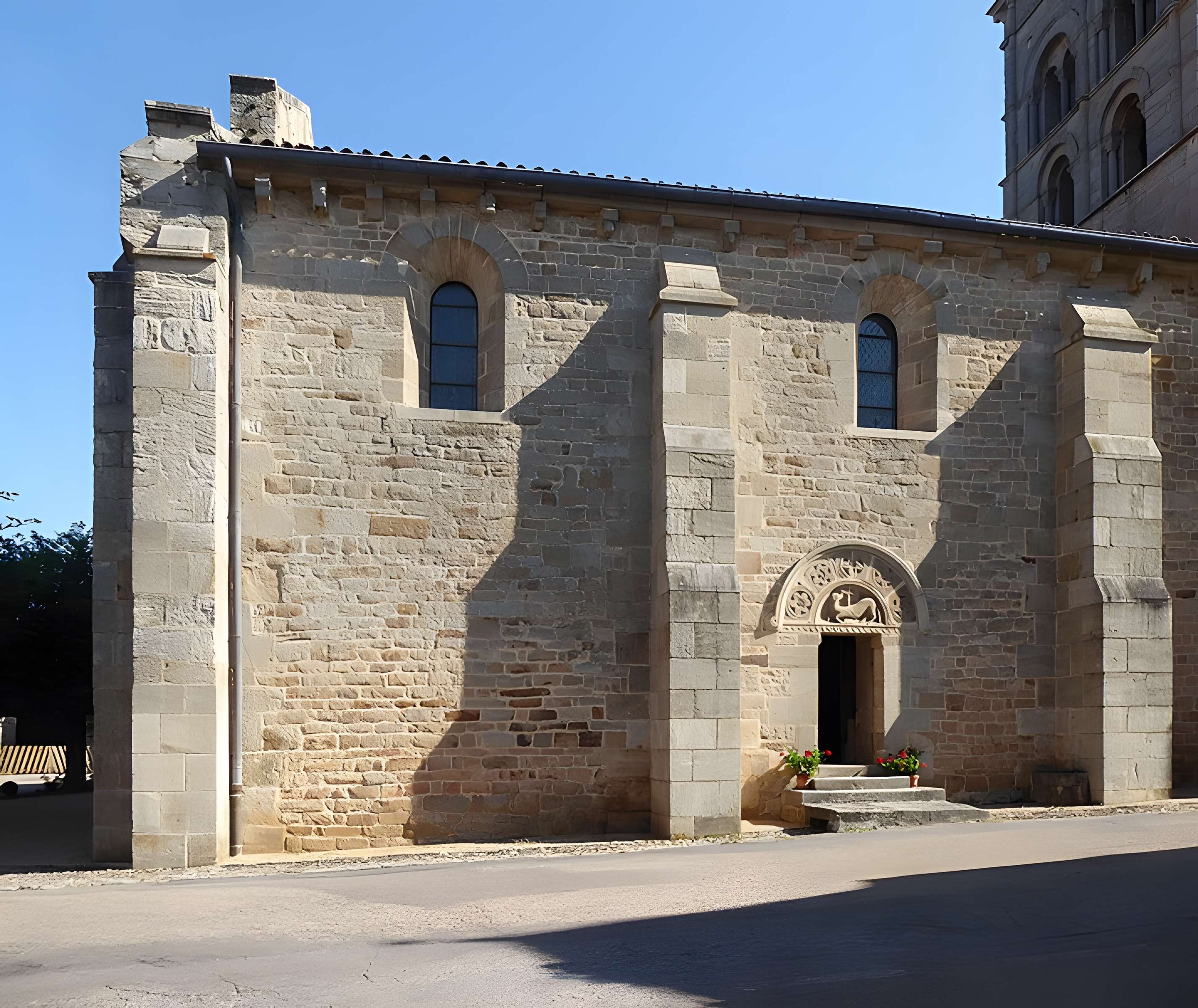 Église Saint-Pierre-aux-Liens de Varenne-l'Arconce