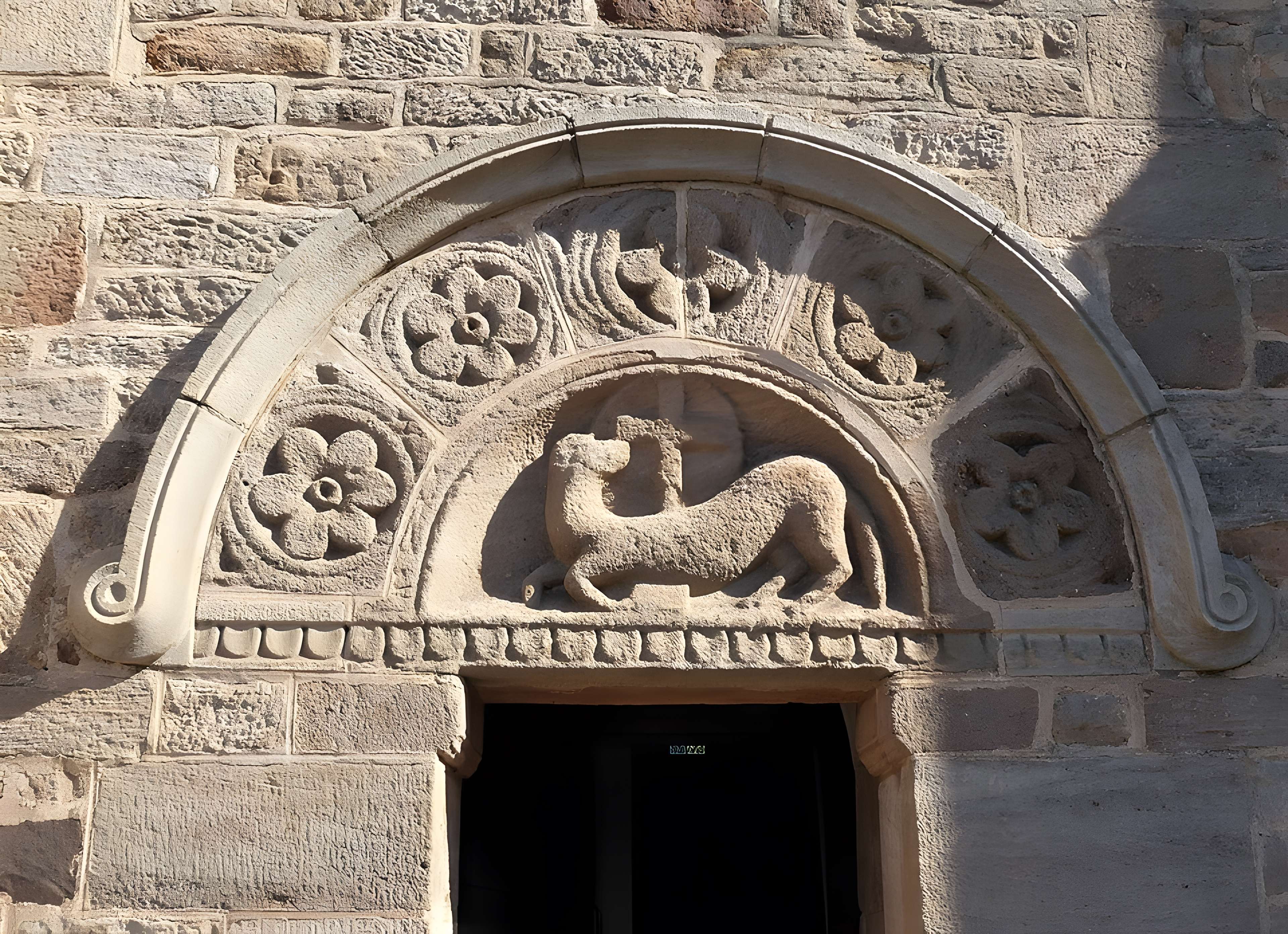 Église Saint-Pierre-aux-Liens de Varenne-l'Arconce