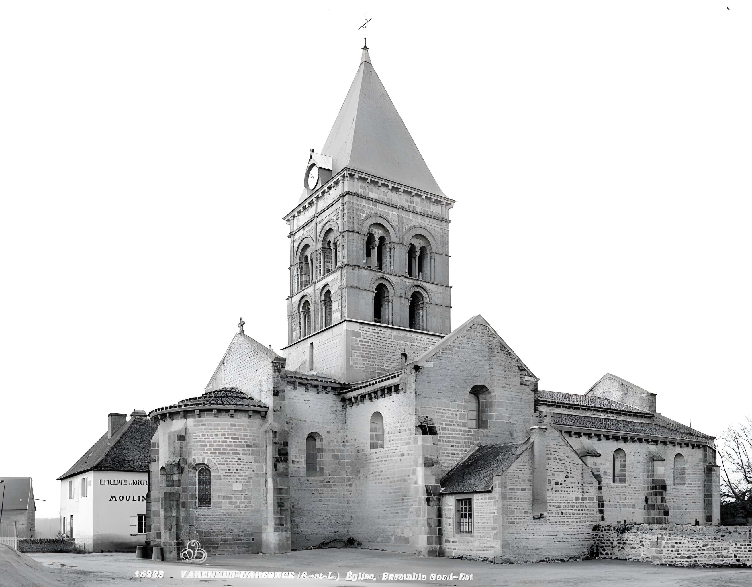 Église Saint-Pierre-aux-Liens de Varenne-l'Arconce