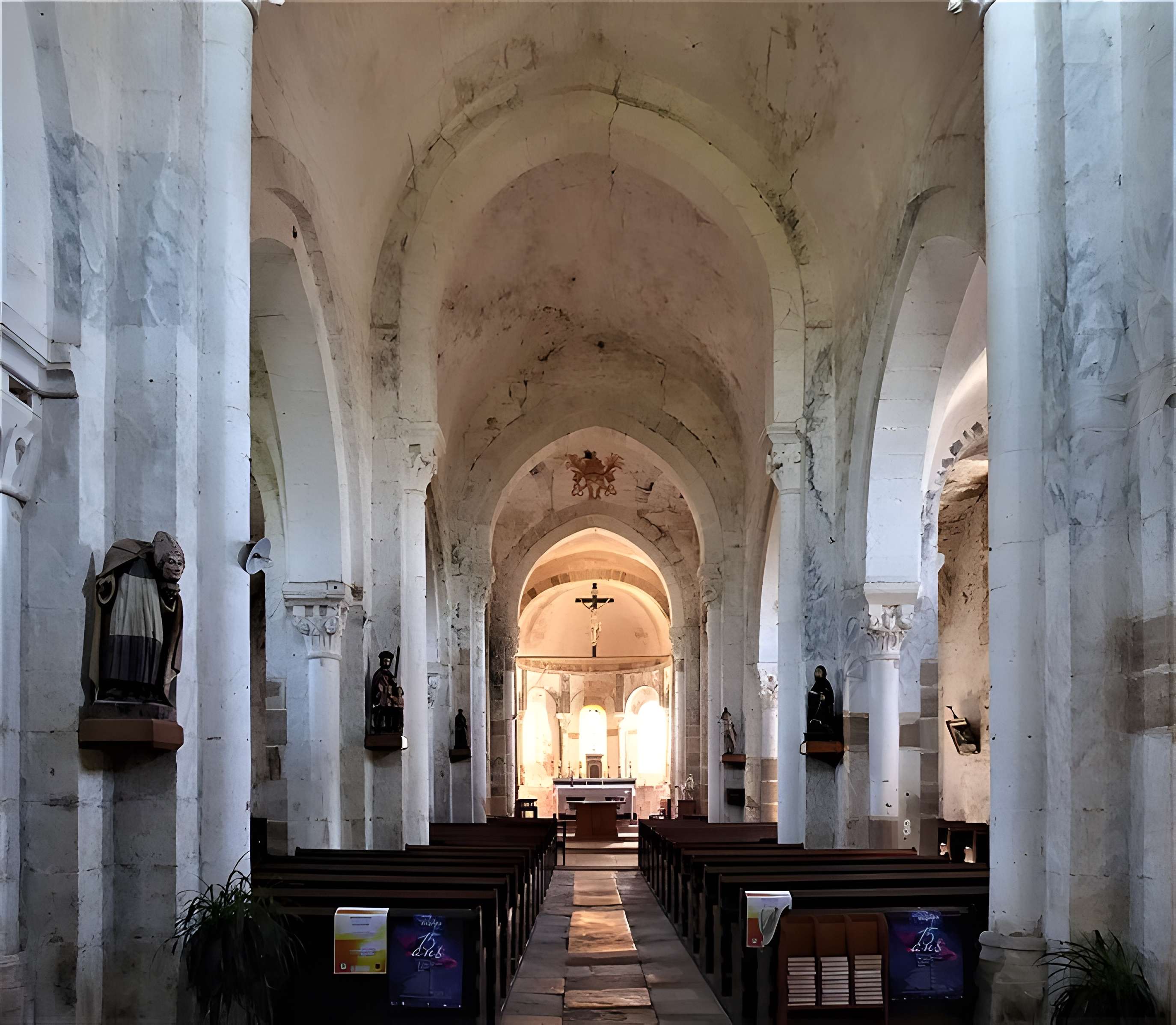 Église Saint-Pierre-aux-Liens de Varenne-l'Arconce