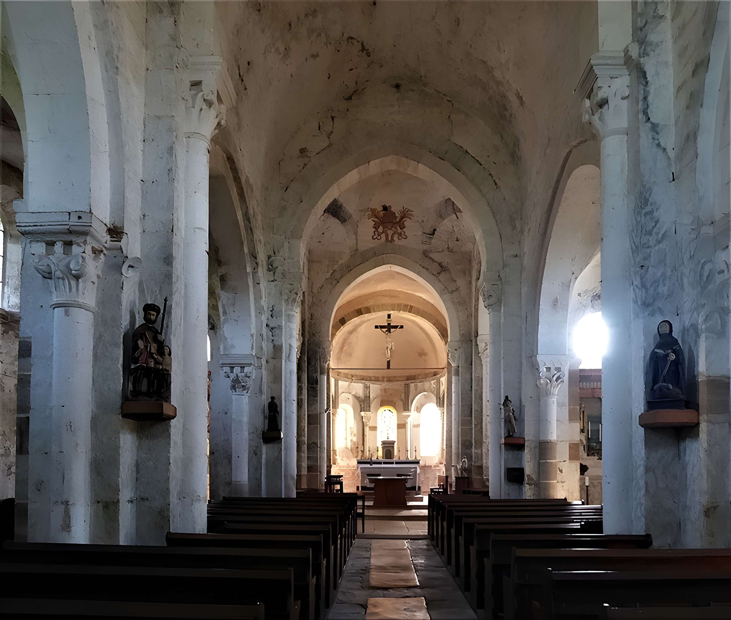Église Saint-Pierre-aux-Liens de Varenne-l'Arconce