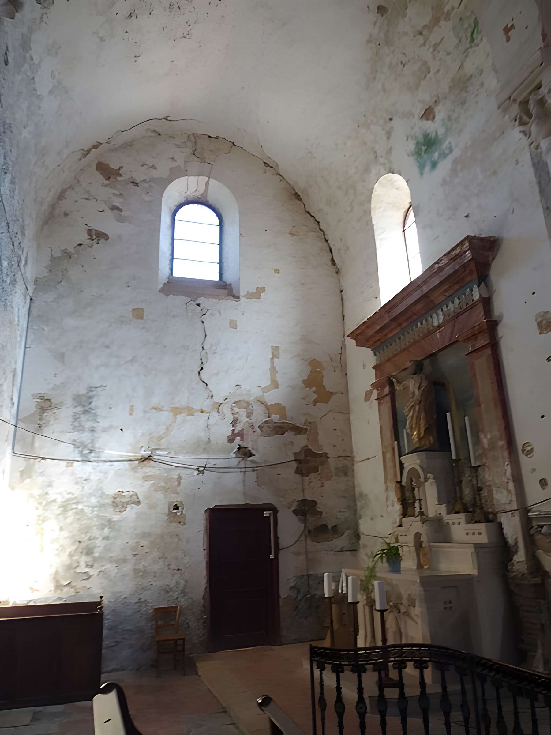 Église Saint-Pierre-aux-Liens de Varenne-l'Arconce