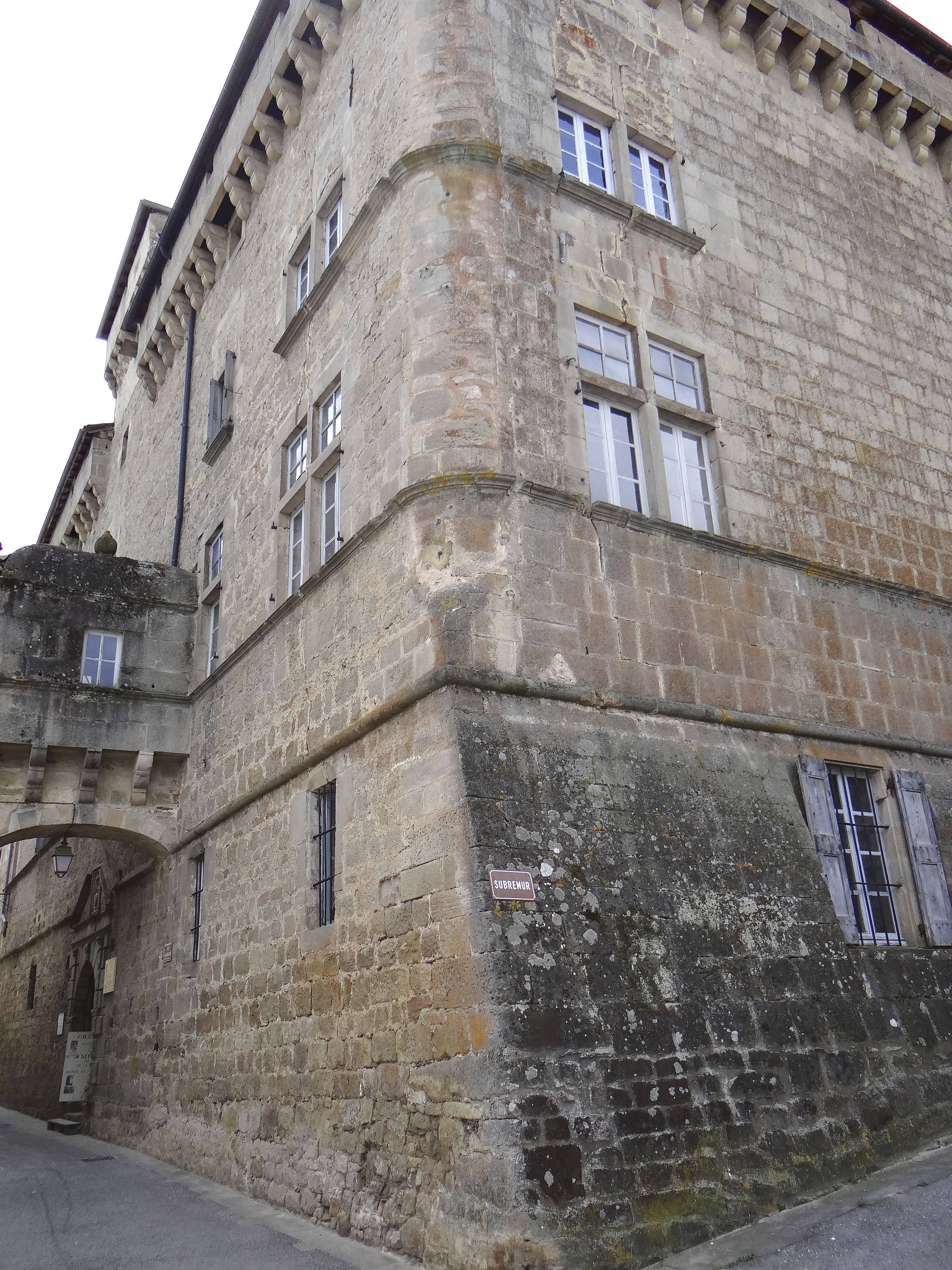 Photo de Château de Saint-Beauzély