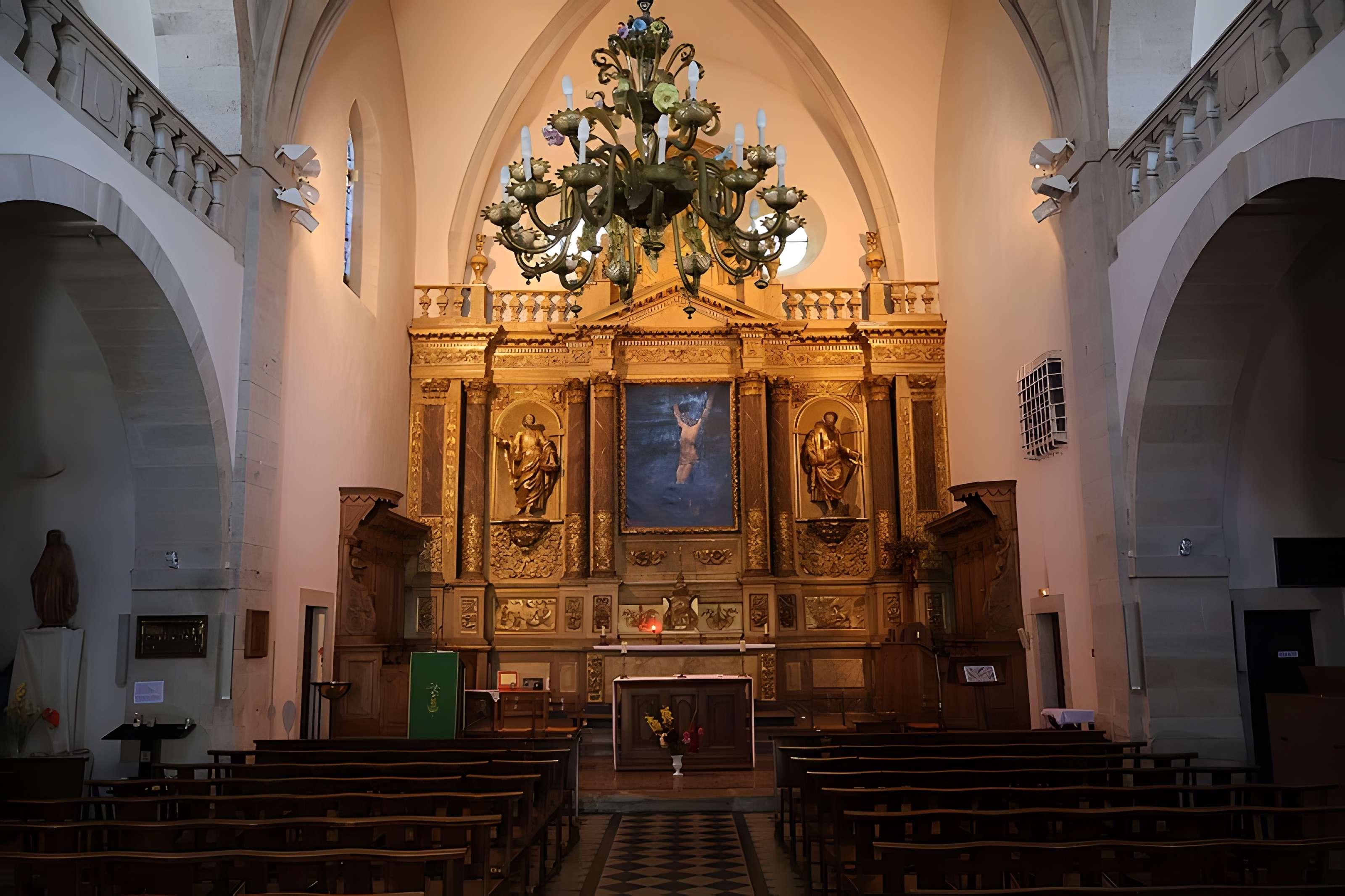 Église Saint-Pierre-aux-Liens des Vans