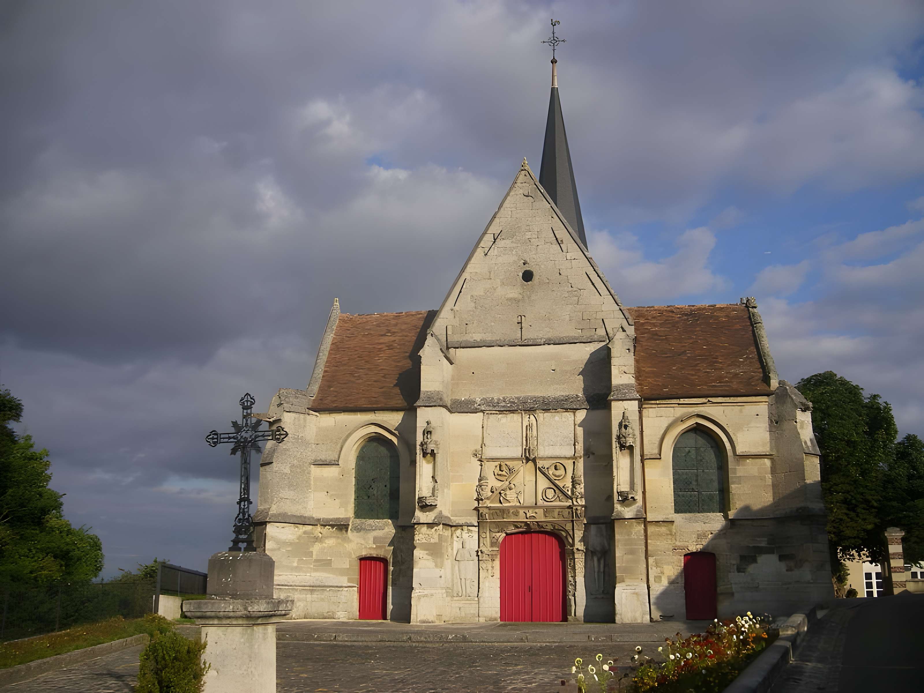 Église Saint-Pierre-ès-Liens de Blérancourt 