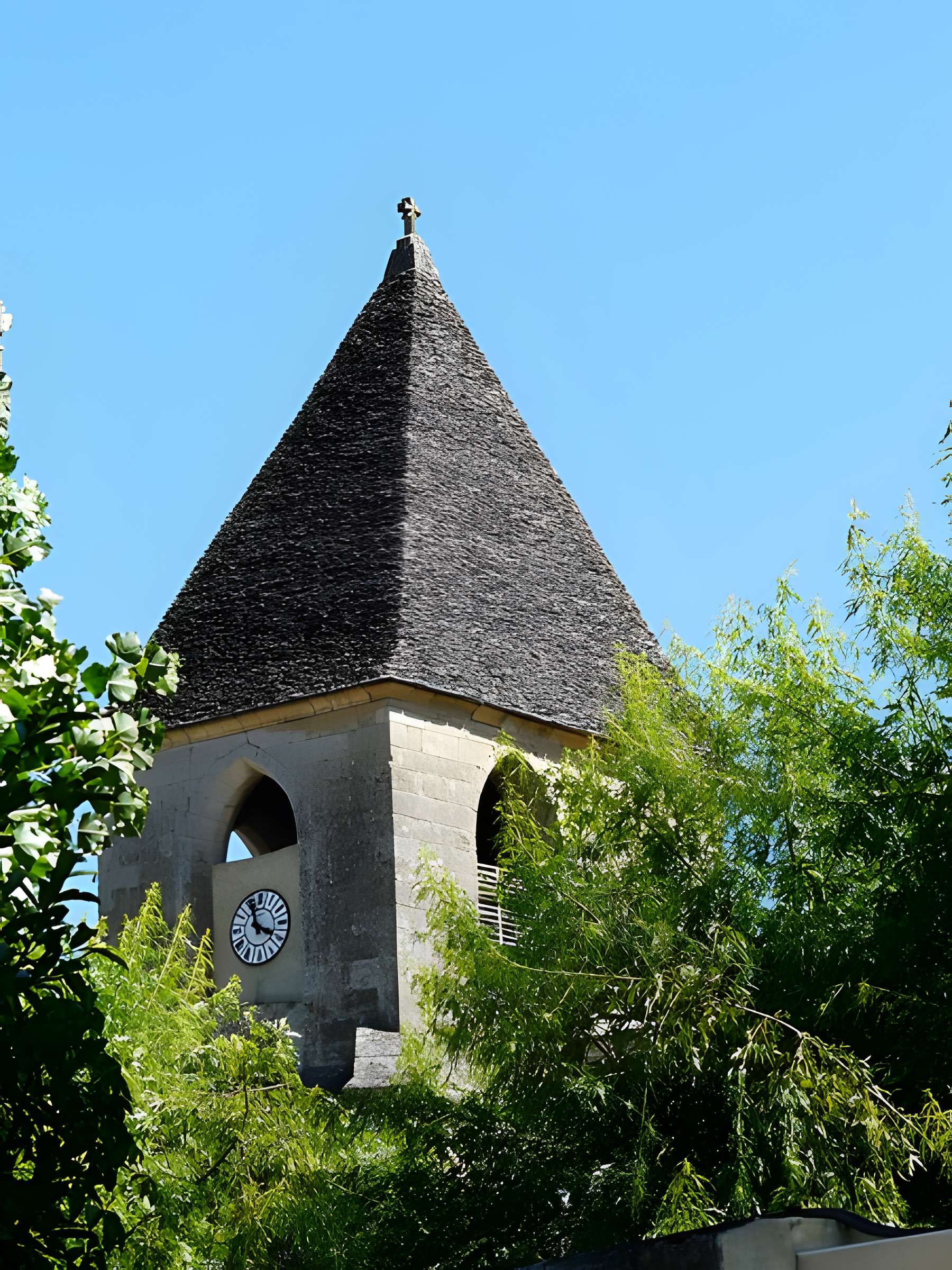 Église Saint-Pierre-ès-Liens de Calviac-en-Périgord